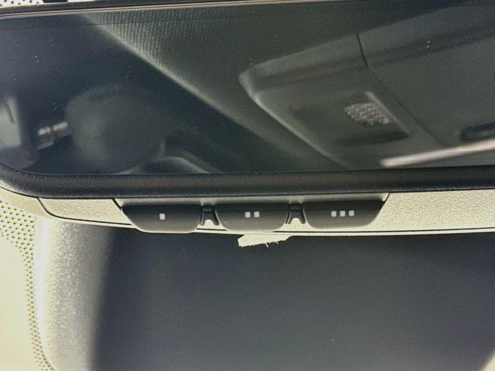 2025 Toyota Camry SE photo 21