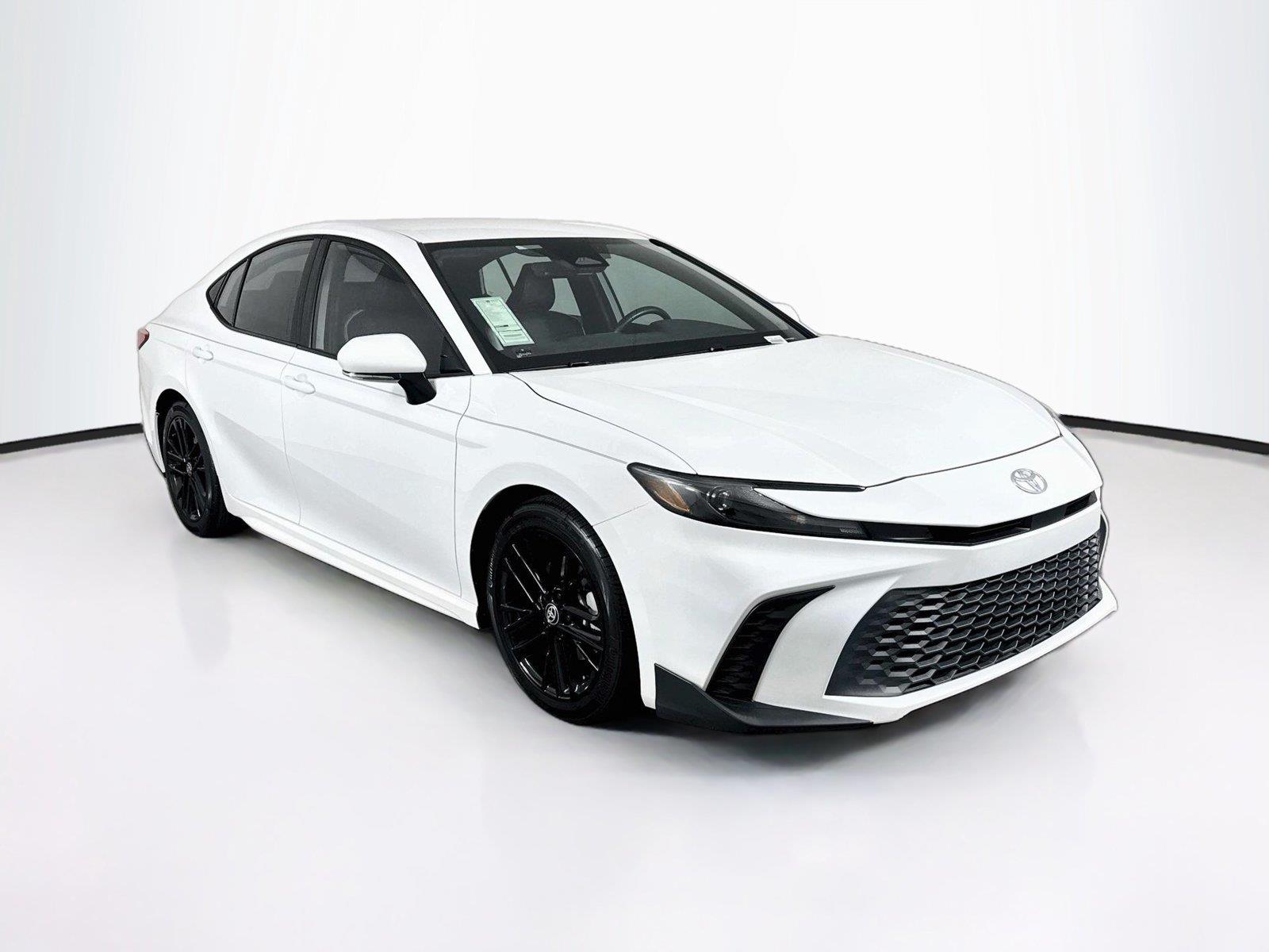 2025 Toyota Camry SE photo 8