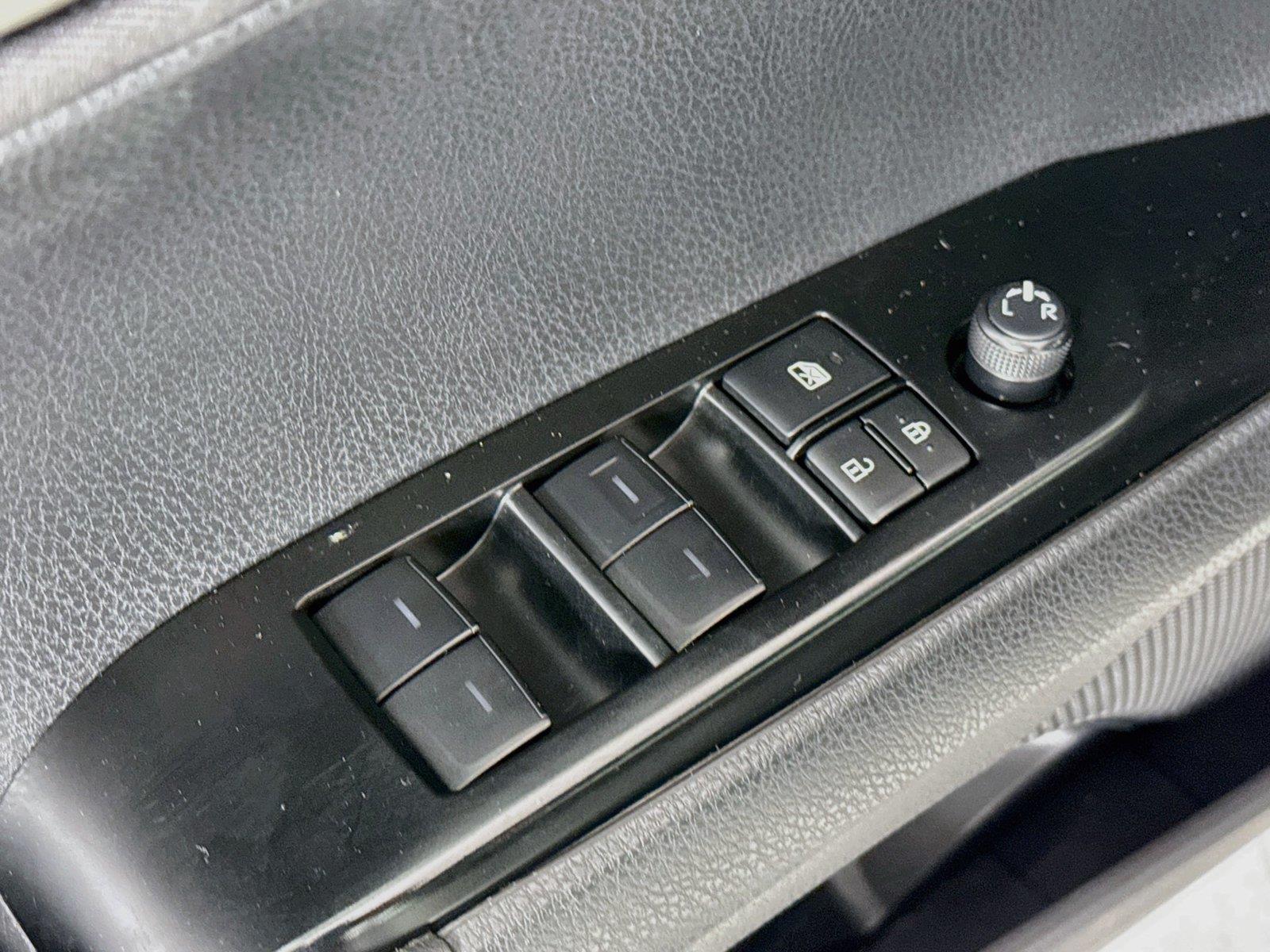 2025 Toyota Camry LE photo 27
