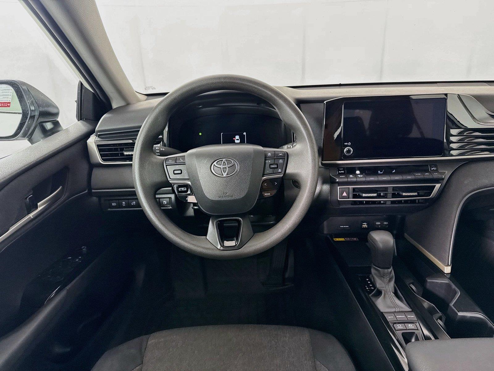 2025 Toyota Camry LE photo 30