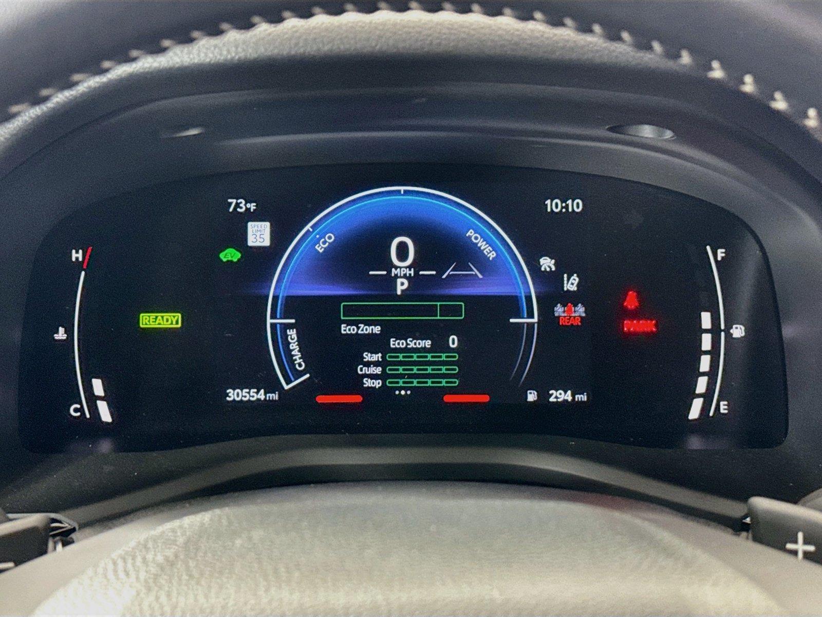 2025 Toyota Camry SE photo 19
