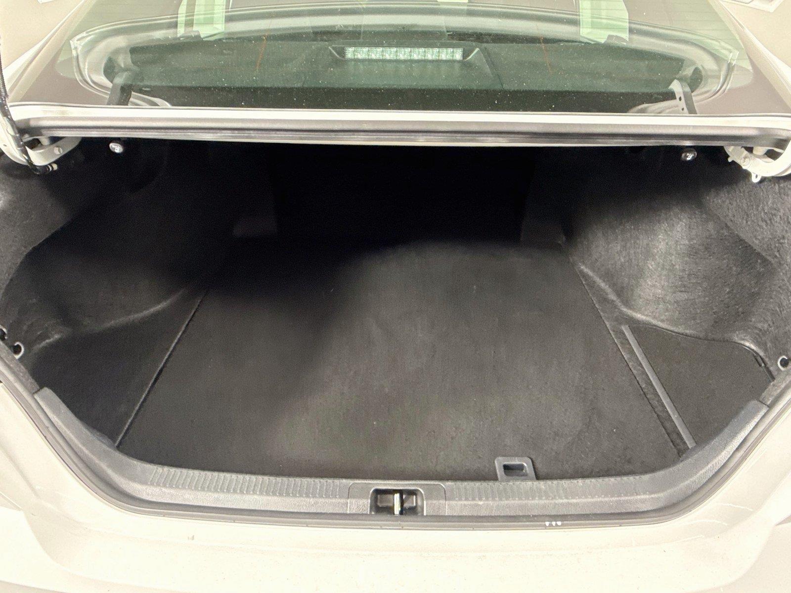 2025 Toyota Camry LE photo 37
