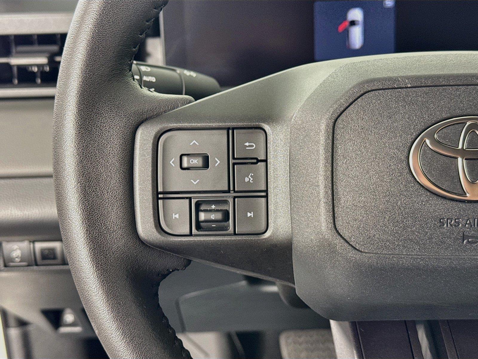 2026 Toyota RAV4 XLE Premium photo 17