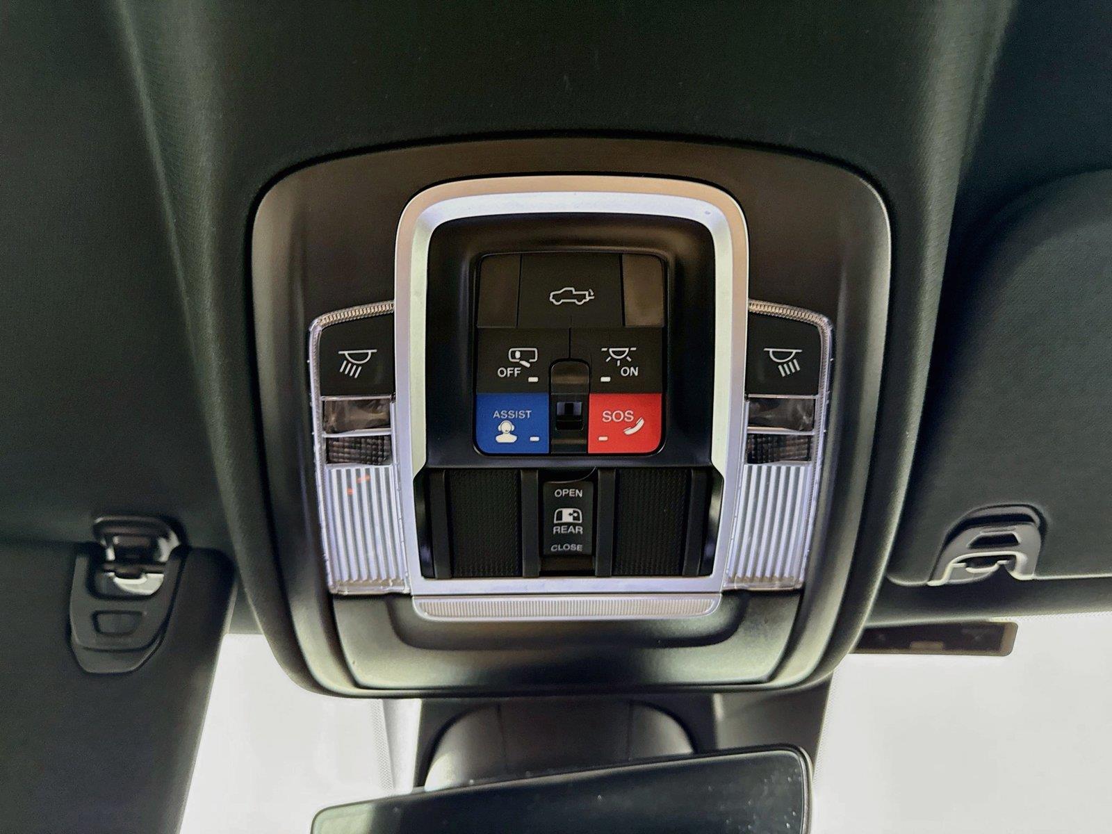 2023 Ram 1500 Laramie photo 5