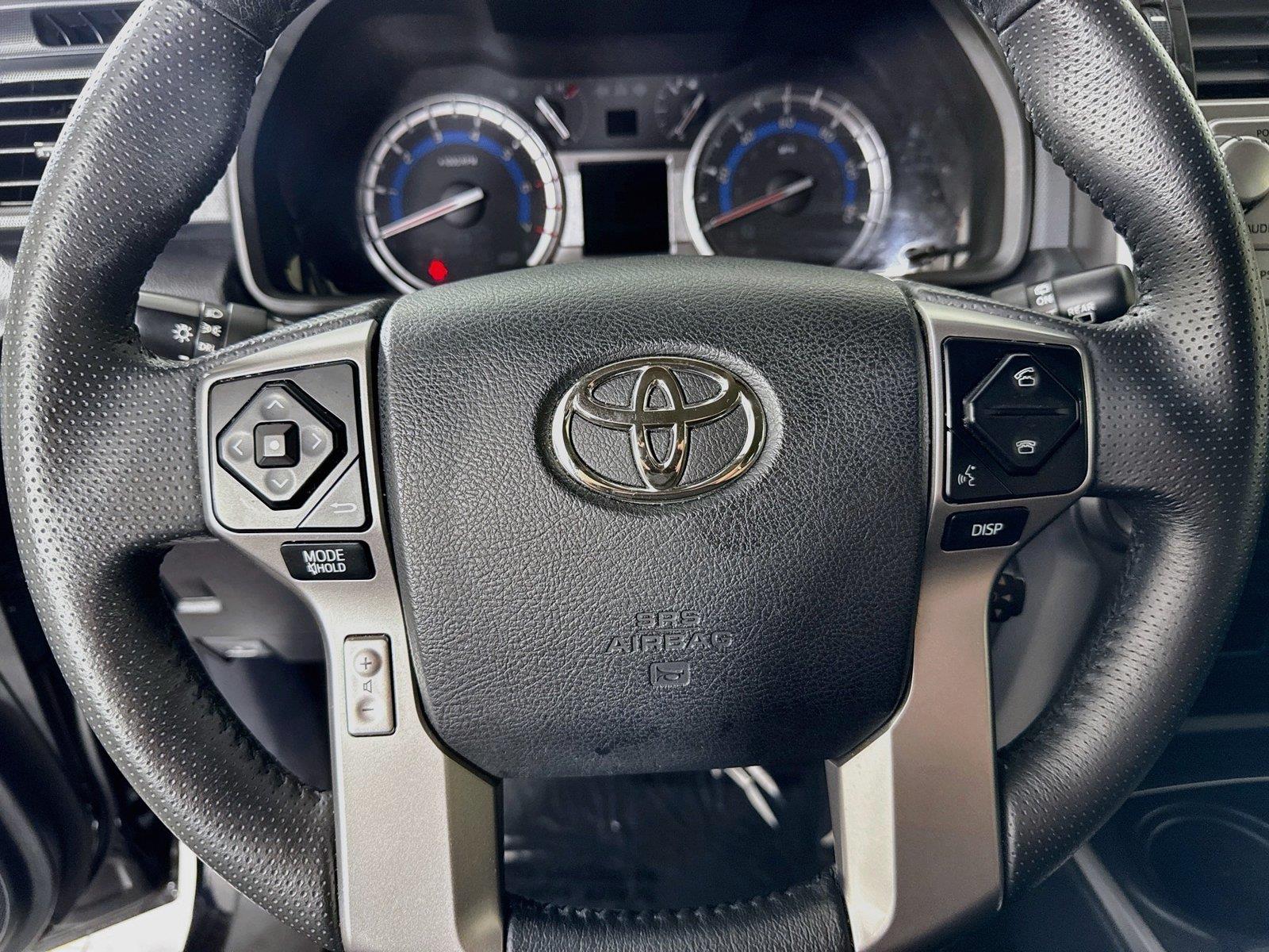 2019 Toyota 4Runner SR5 photo 15