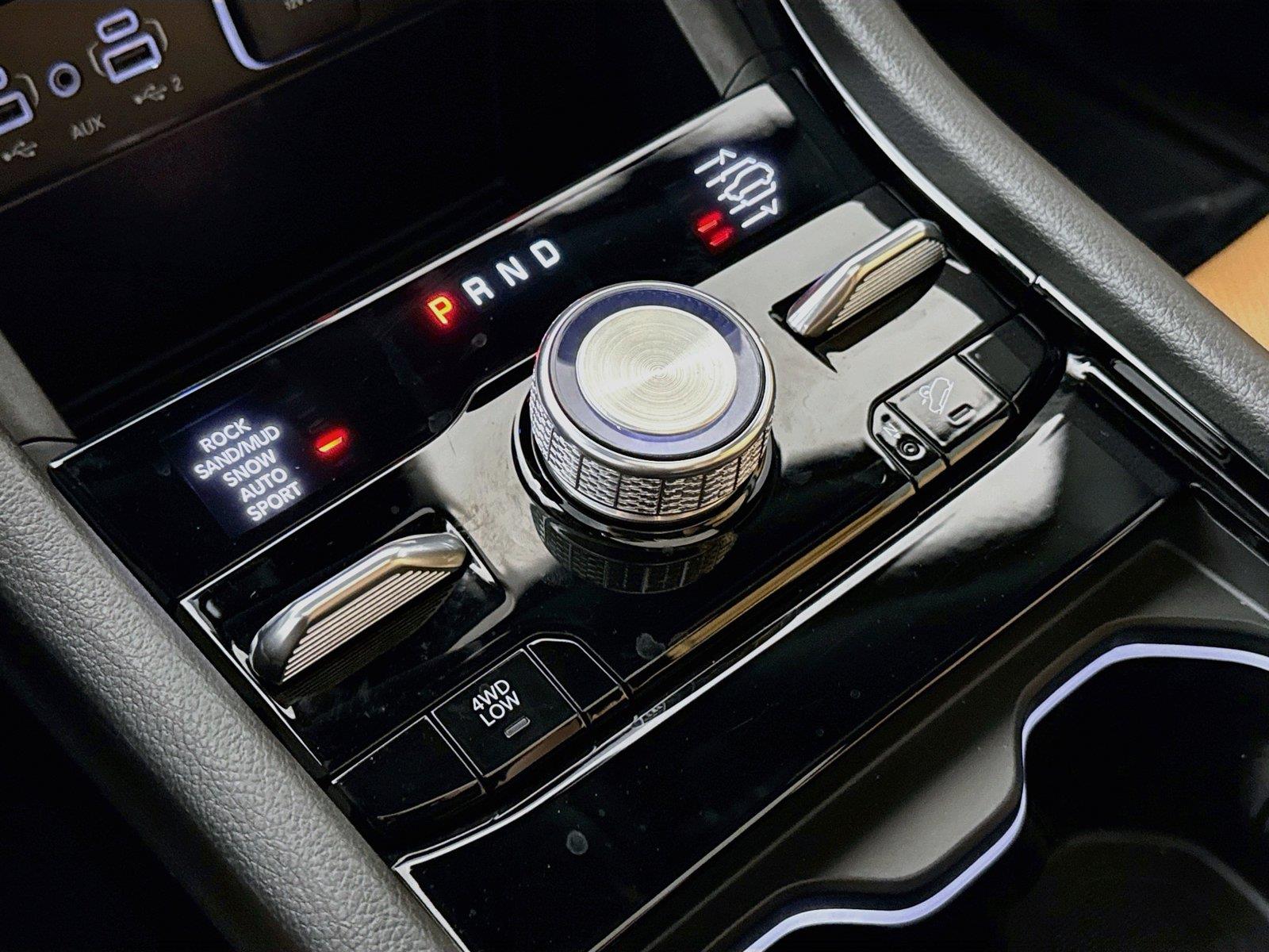 2025 Jeep Grand Cherokee Summit photo 27