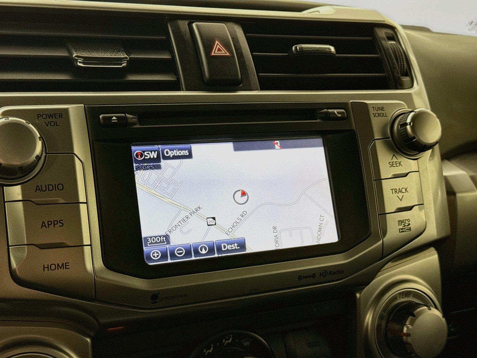 2019 Toyota 4Runner SR5 photo 6
