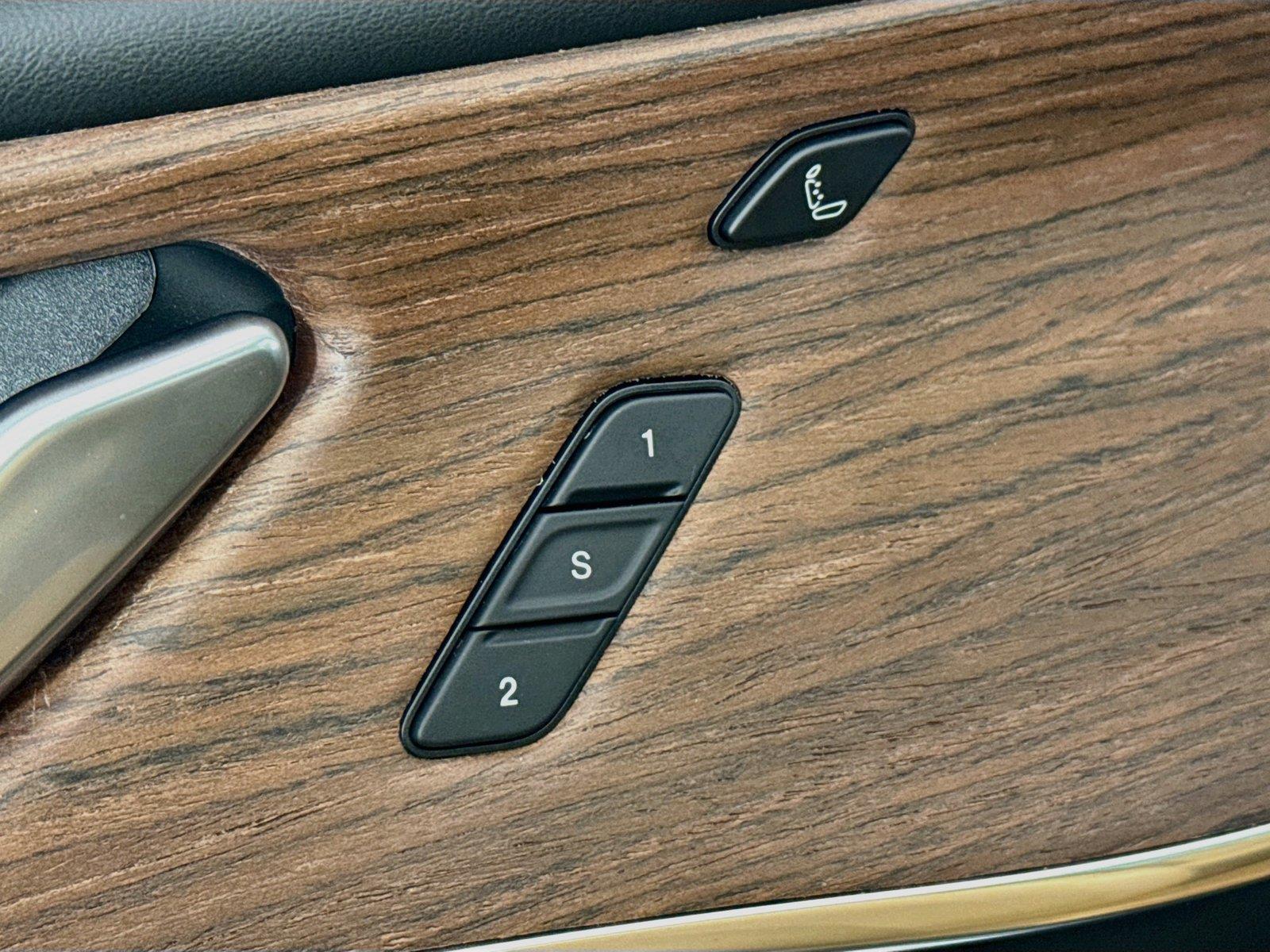 2025 Jeep Grand Cherokee Summit photo 31