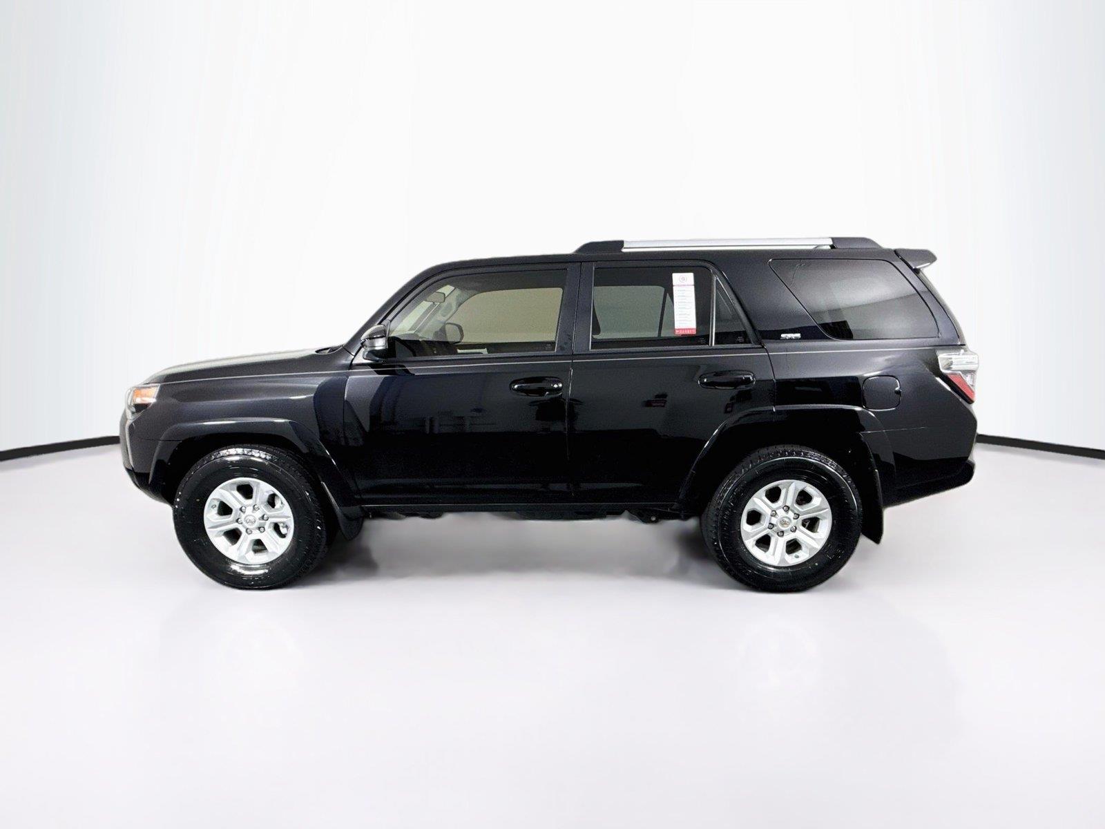 2019 Toyota 4Runner SR5 photo 12