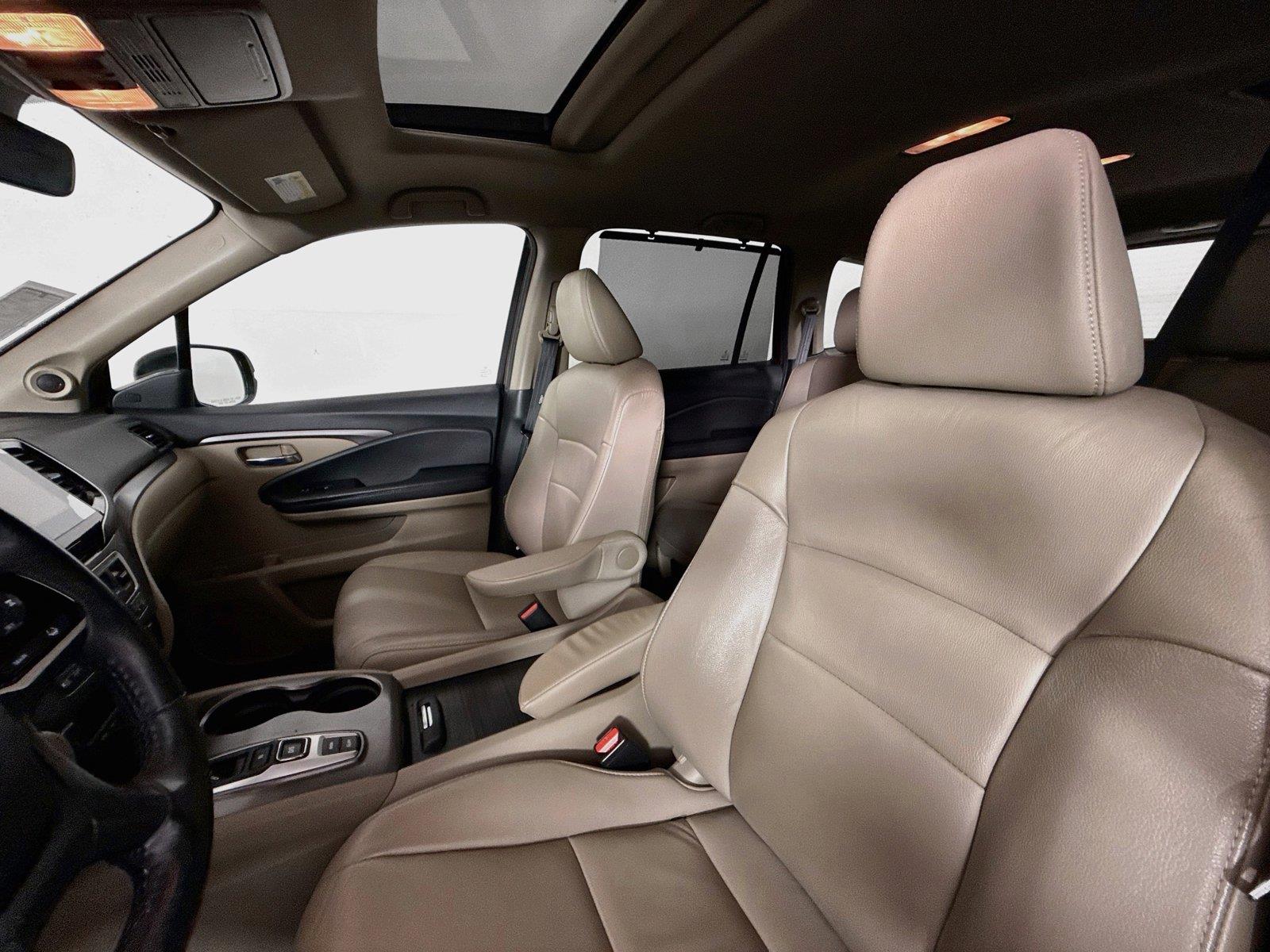 2021 Honda Pilot EX-L photo 2
