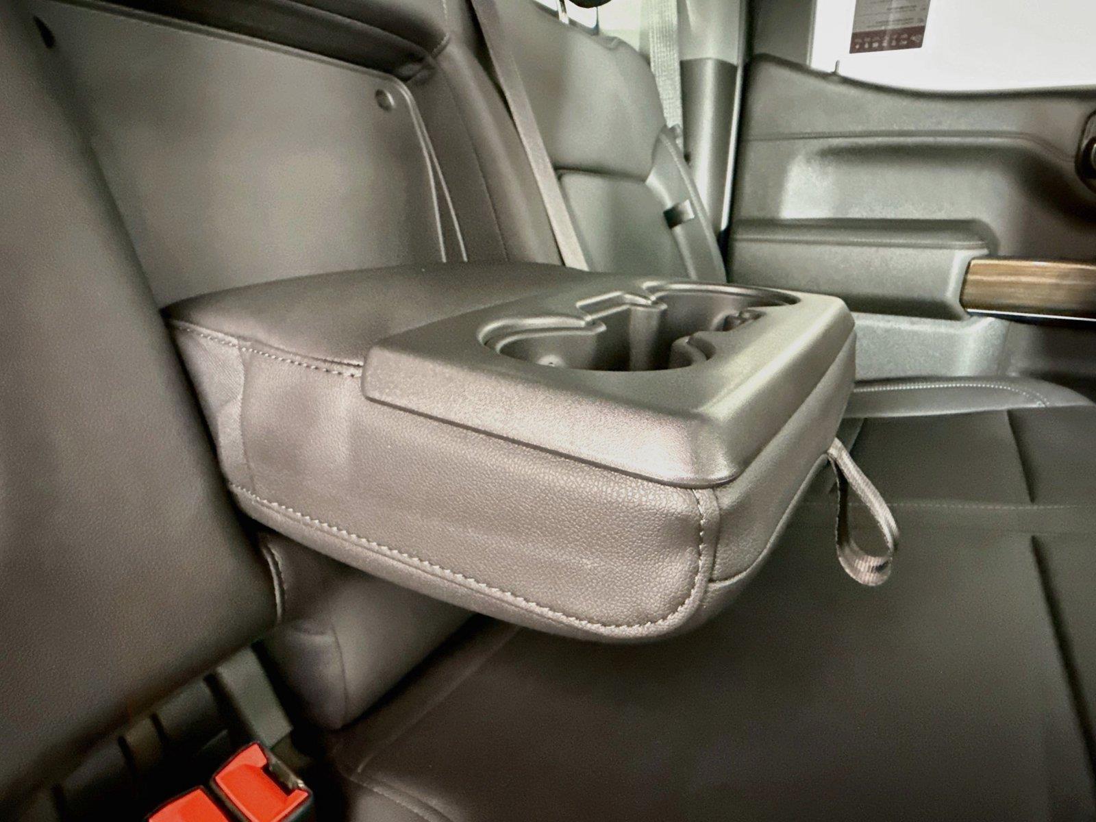 2021 Chevrolet Silverado 1500 RST photo 37
