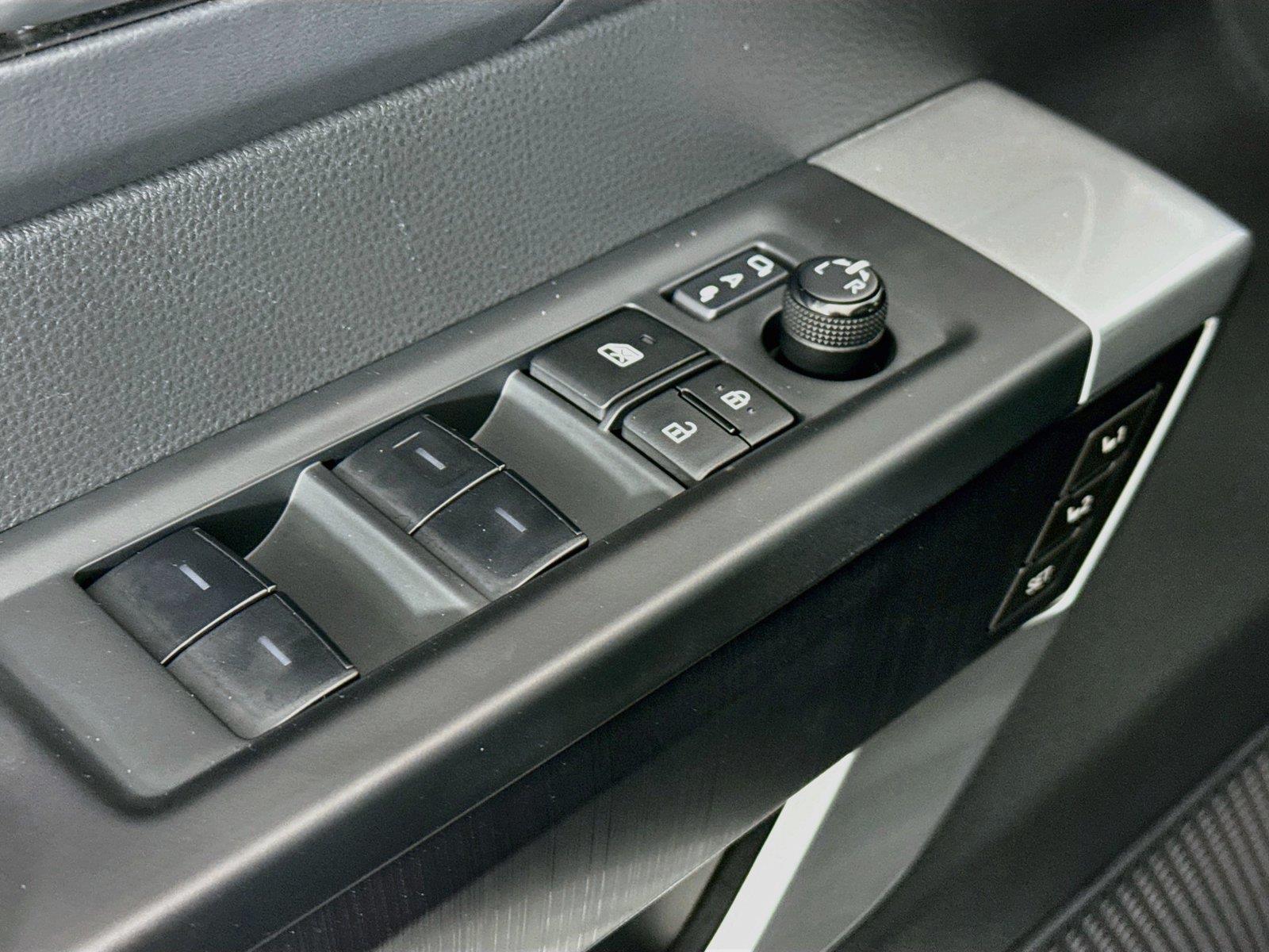 2024 Toyota Tundra Platinum photo 28