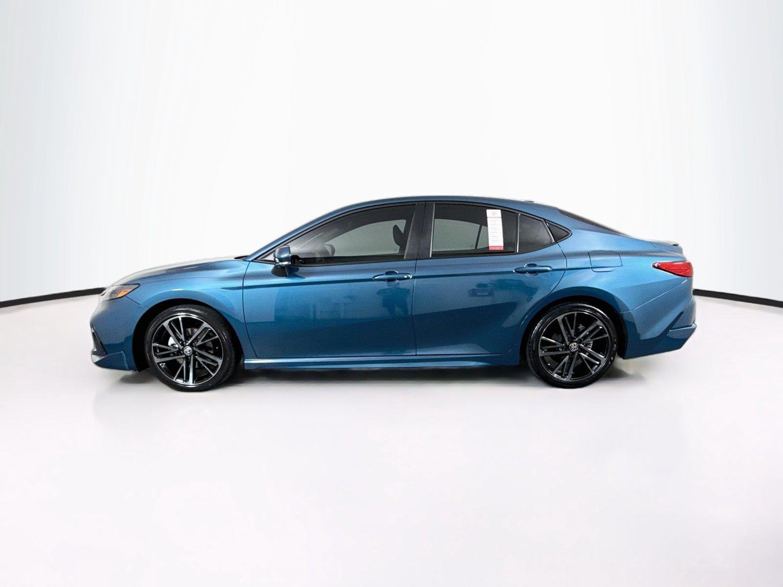 2025 Toyota Camry XSE photo 13
