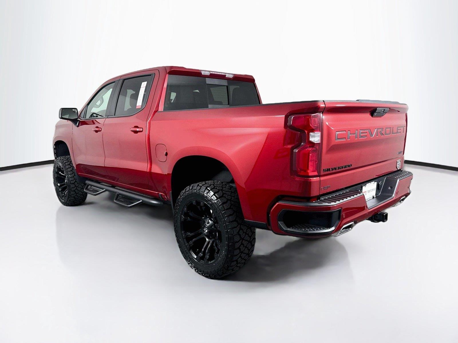 2021 Chevrolet Silverado 1500 RST photo 11