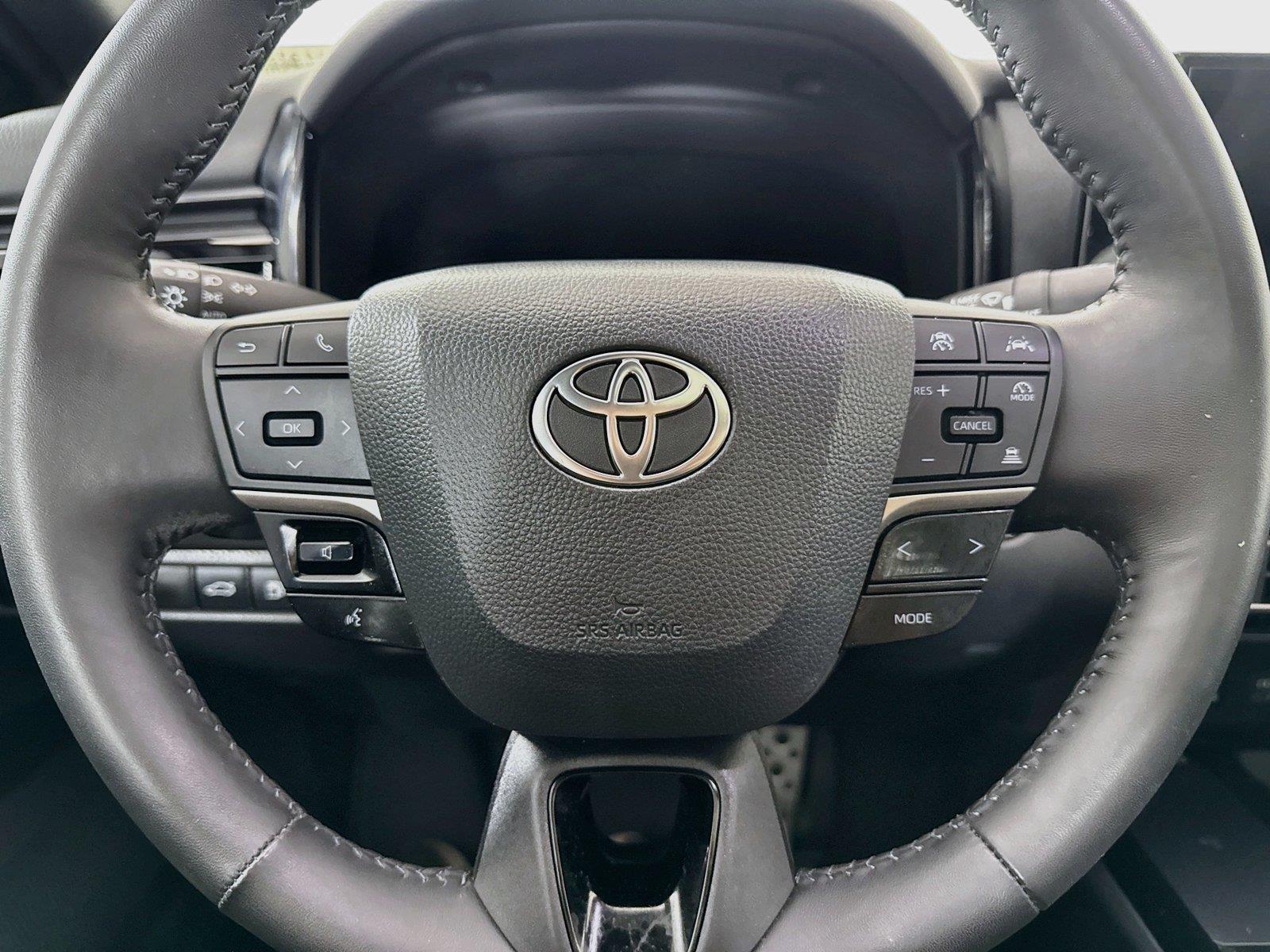 2025 Toyota Camry XSE photo 16
