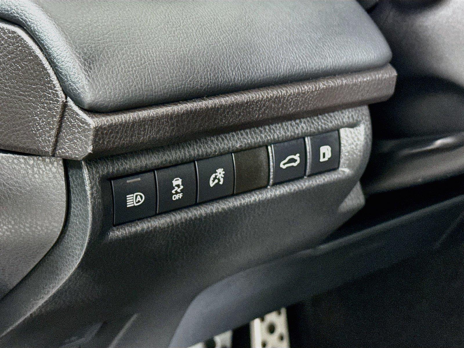 2025 Toyota Camry XSE photo 15
