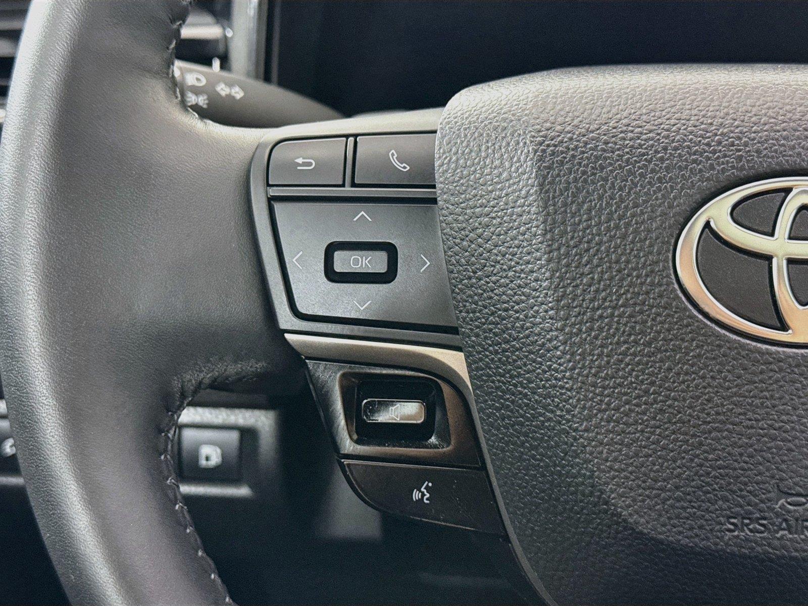 2025 Toyota Camry XSE photo 17