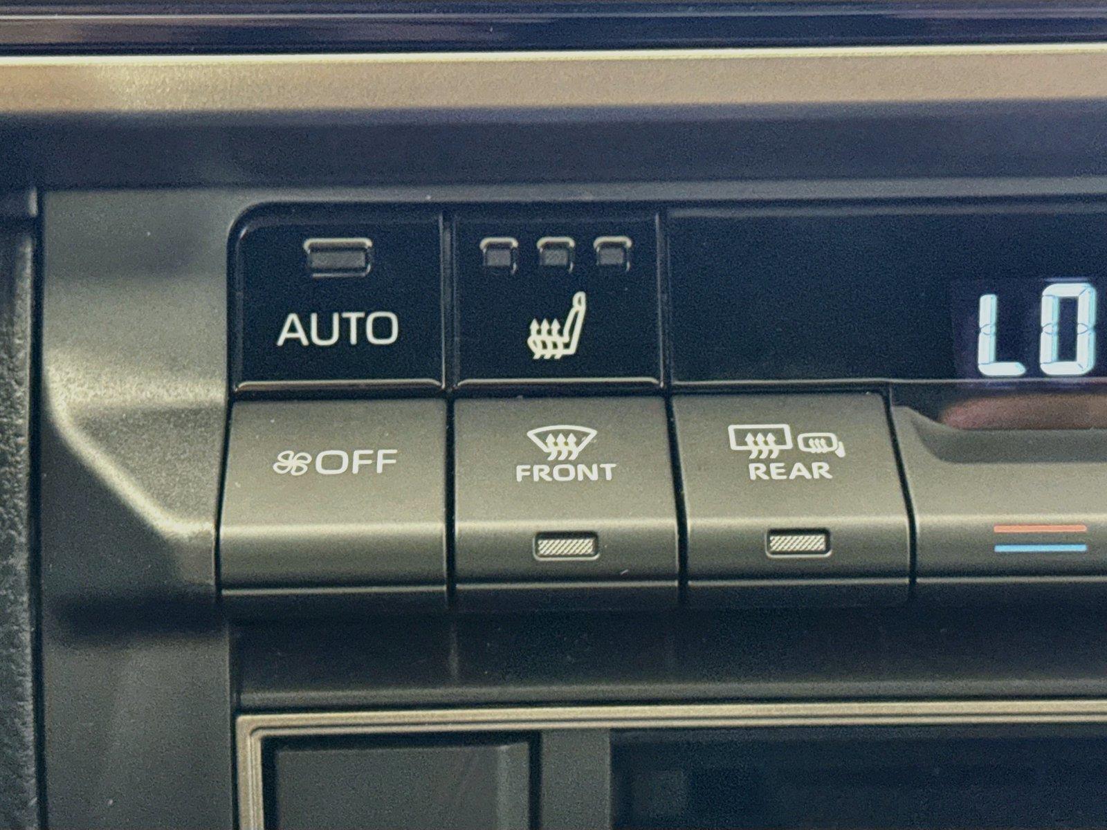 2025 Toyota Camry XSE photo 7