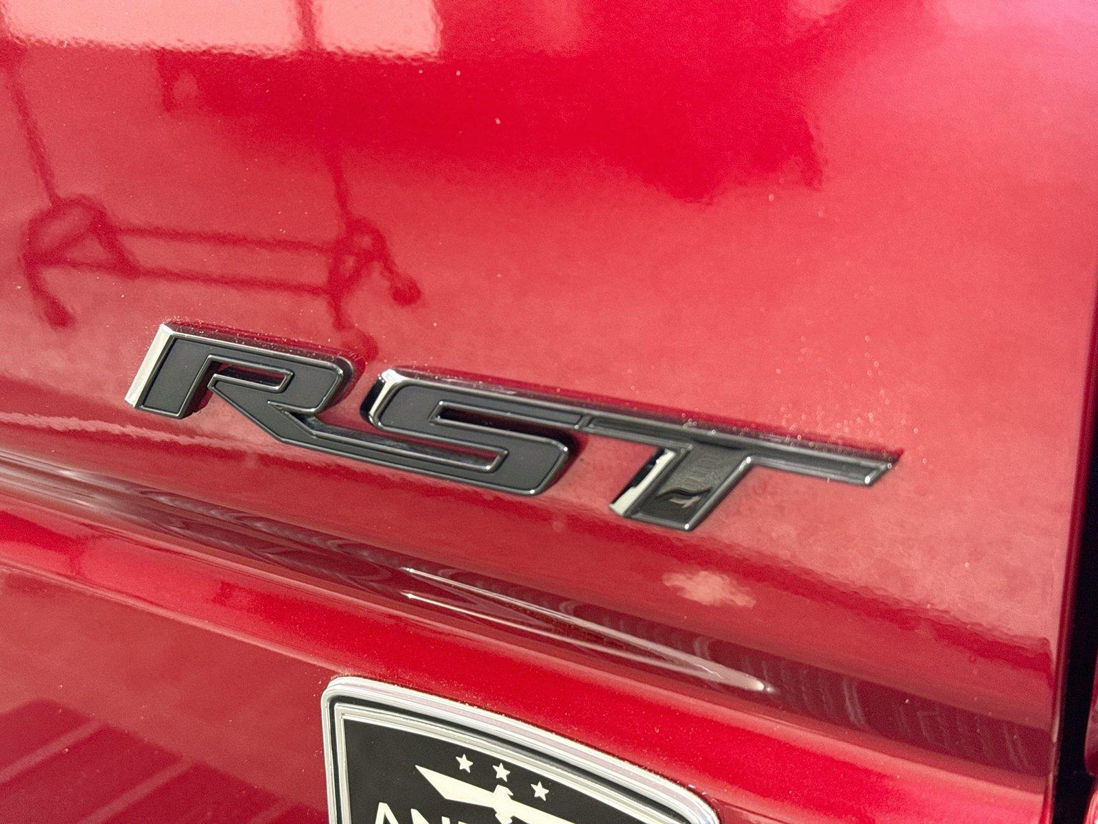 2021 Chevrolet Silverado 1500 RST photo 13
