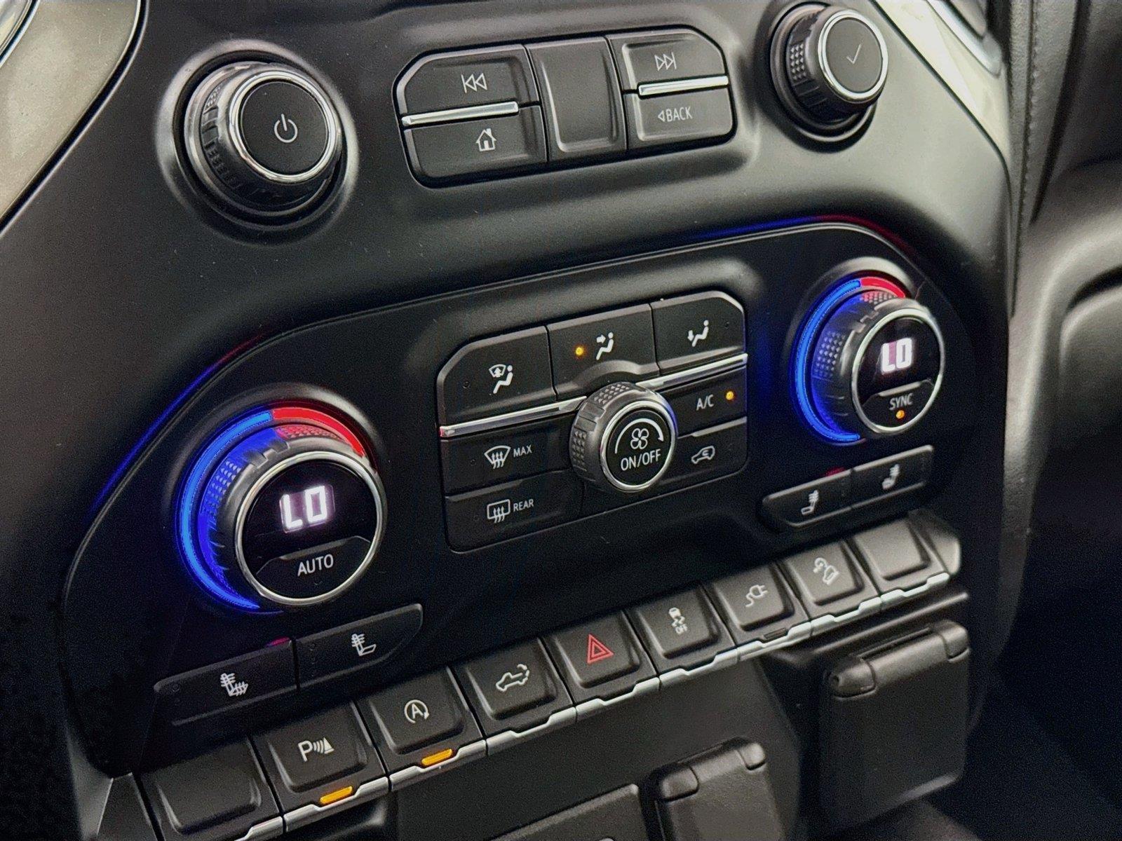 2021 Chevrolet Silverado 1500 RST photo 24