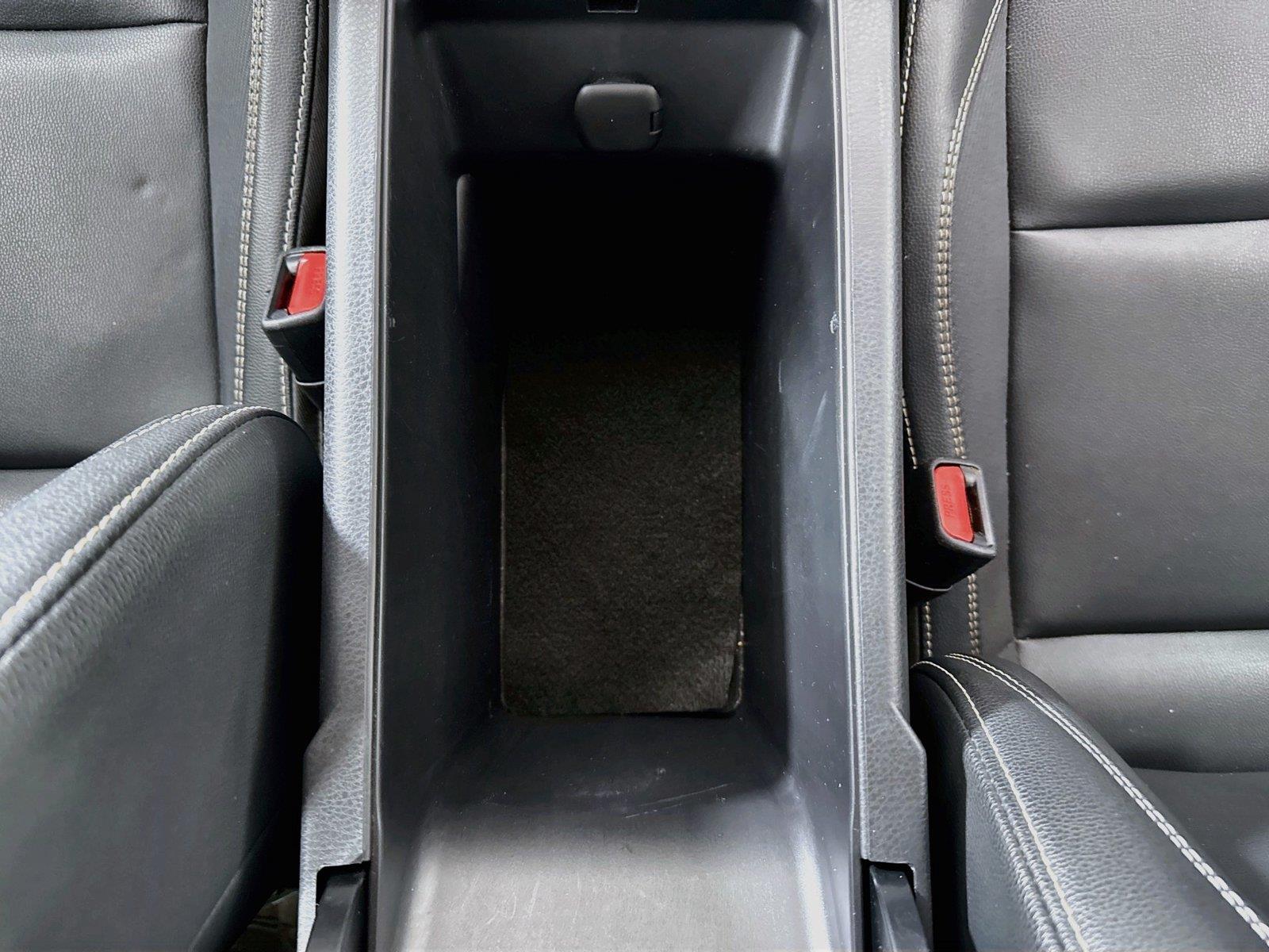 2025 Toyota Camry SE photo 30