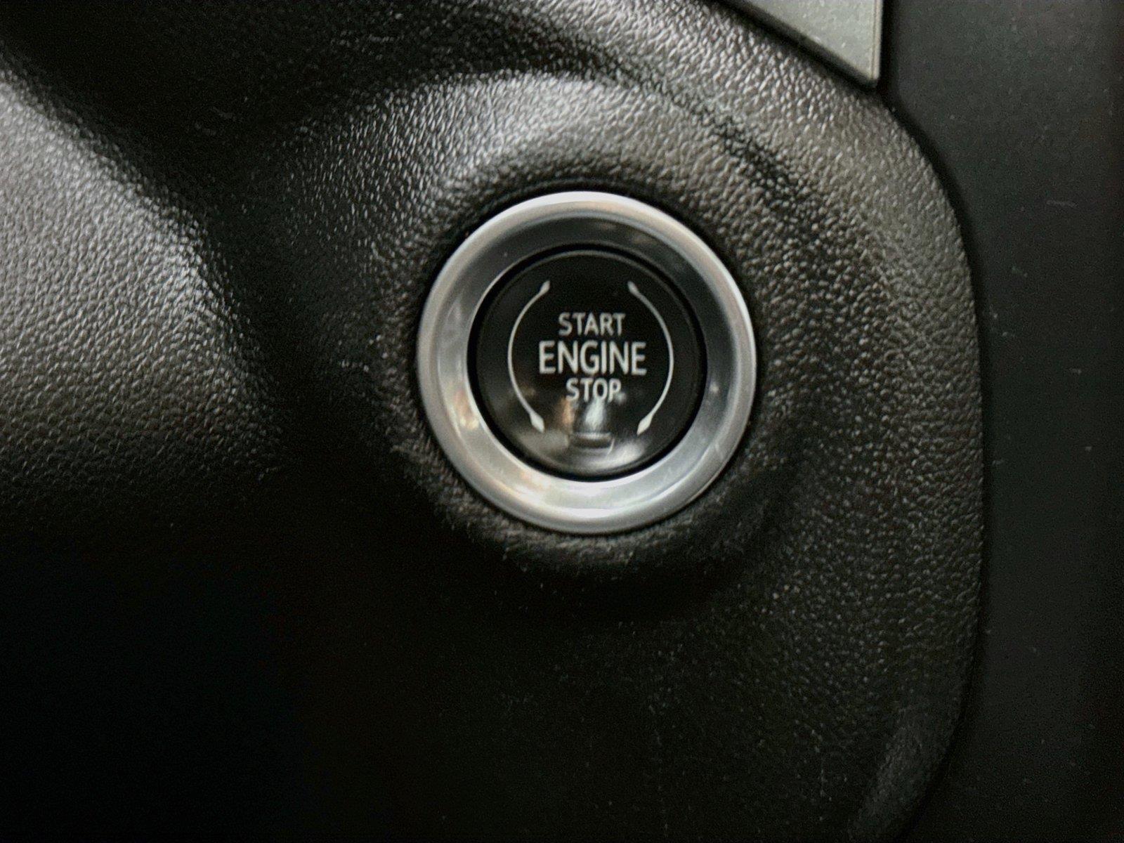 2021 Chevrolet Silverado 1500 RST photo 20