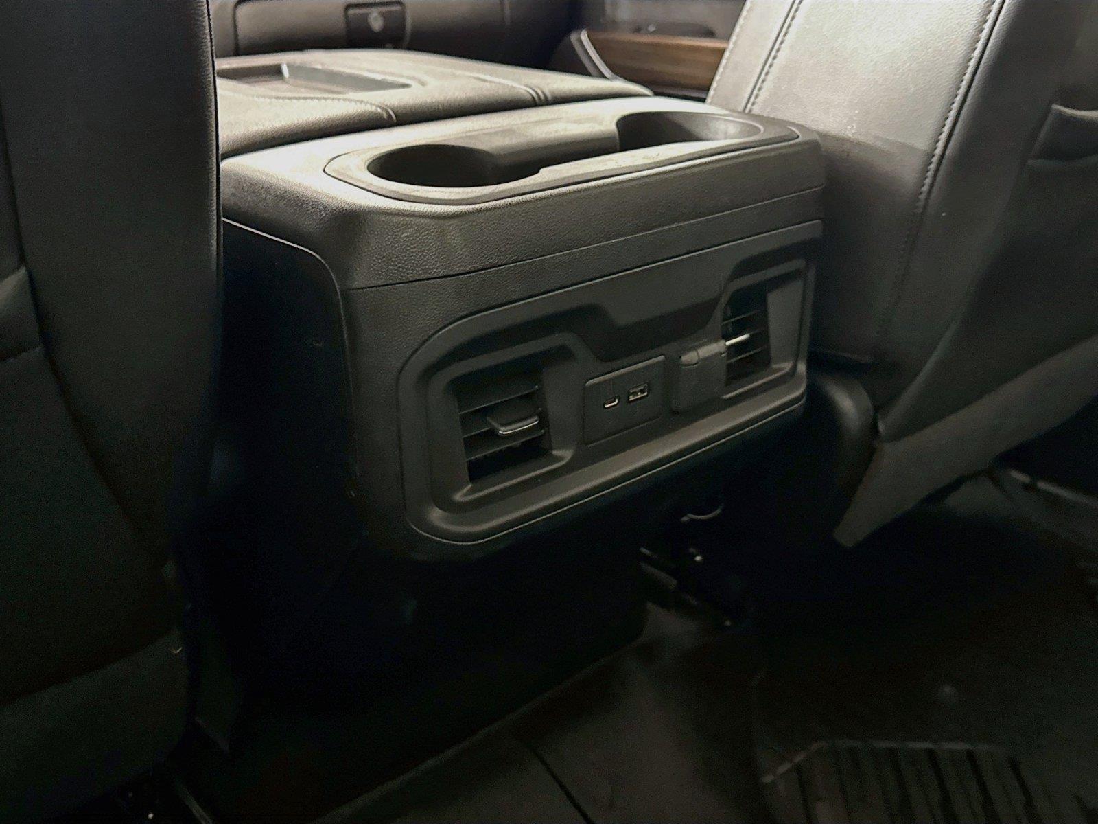 2021 Chevrolet Silverado 1500 RST photo 33