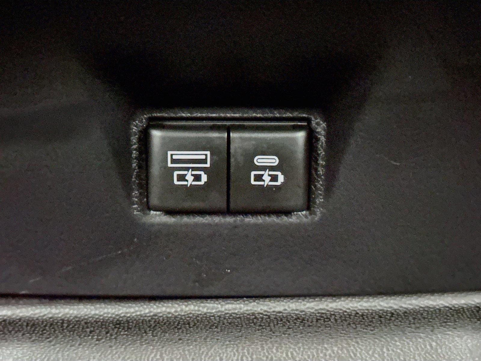2025 Toyota Camry XSE photo 37