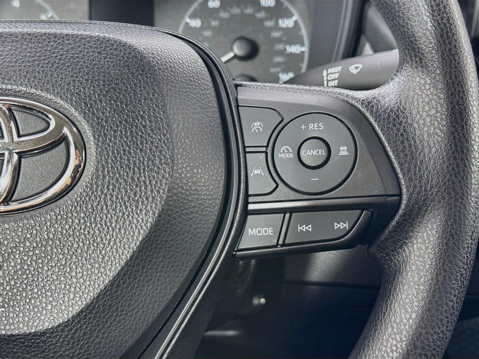2024 Toyota Corolla Hybrid LE photo 17