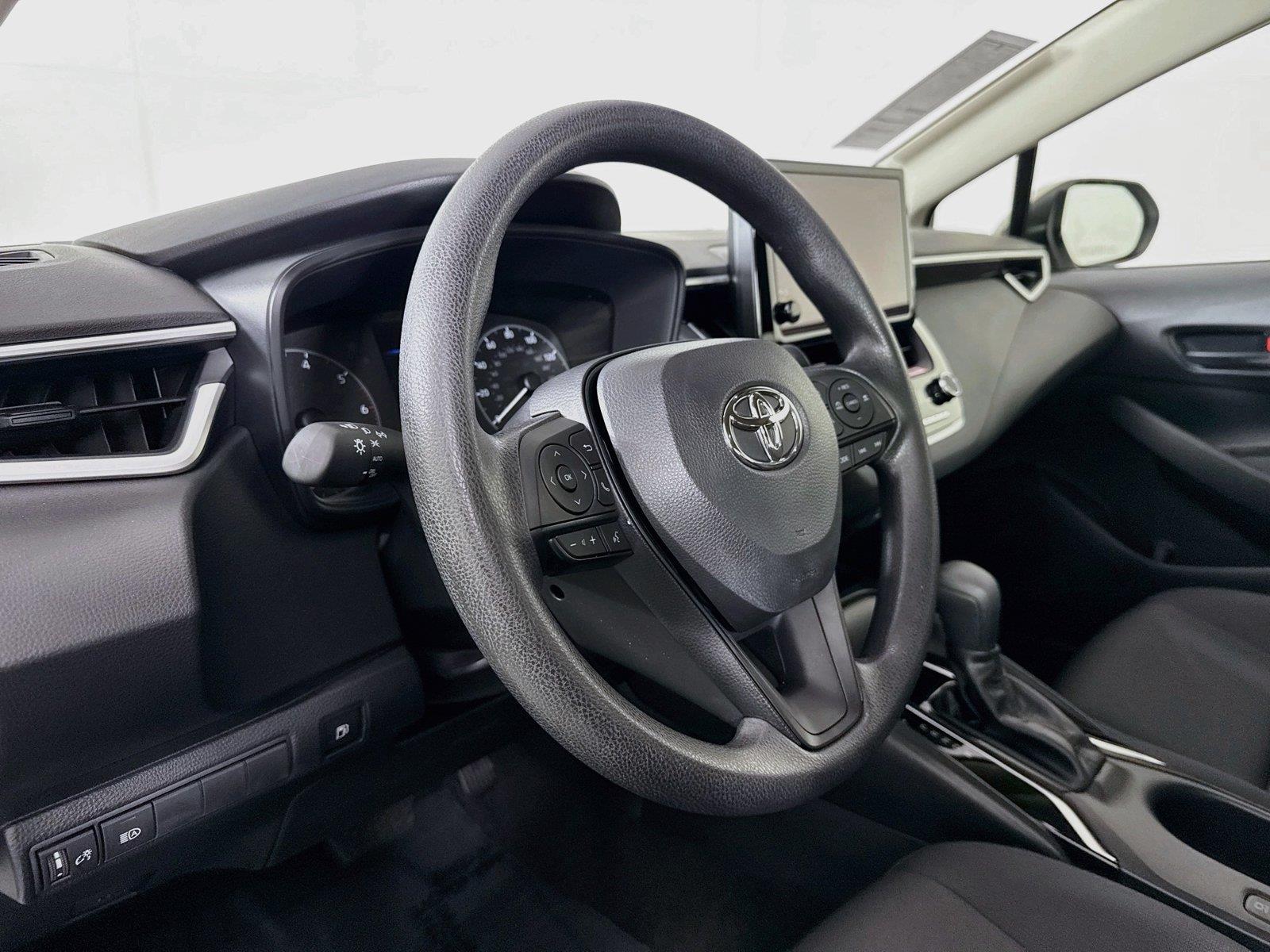2024 Toyota Corolla Hybrid LE photo 3