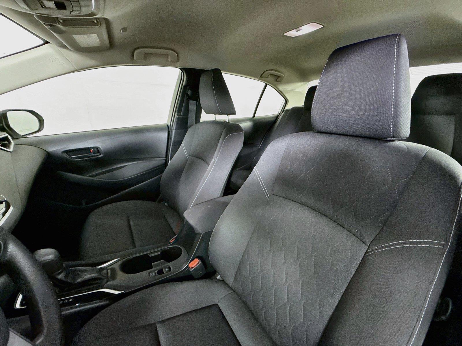 2024 Toyota Corolla Hybrid LE photo 2