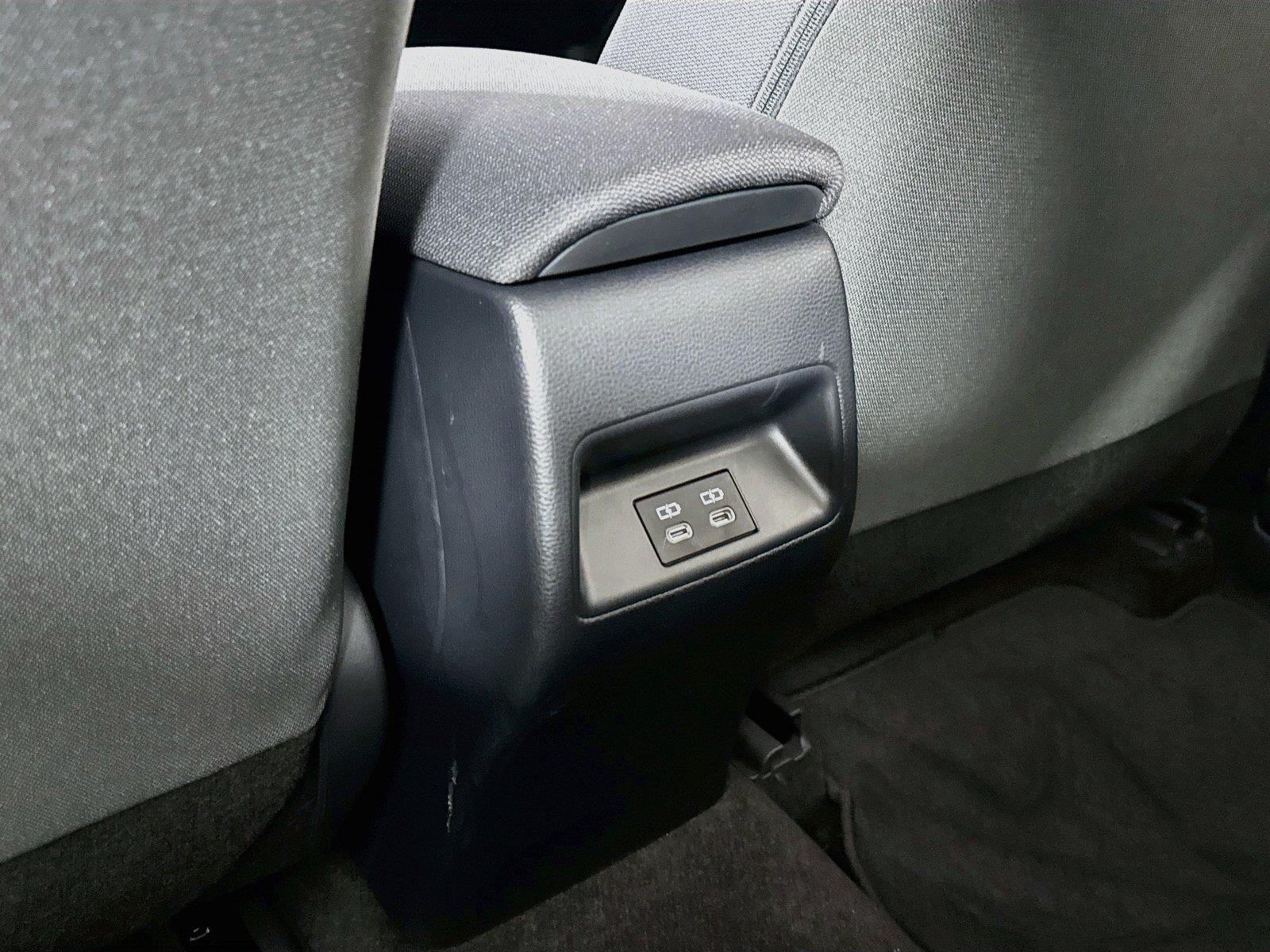 2024 Toyota Corolla Hybrid LE photo 31