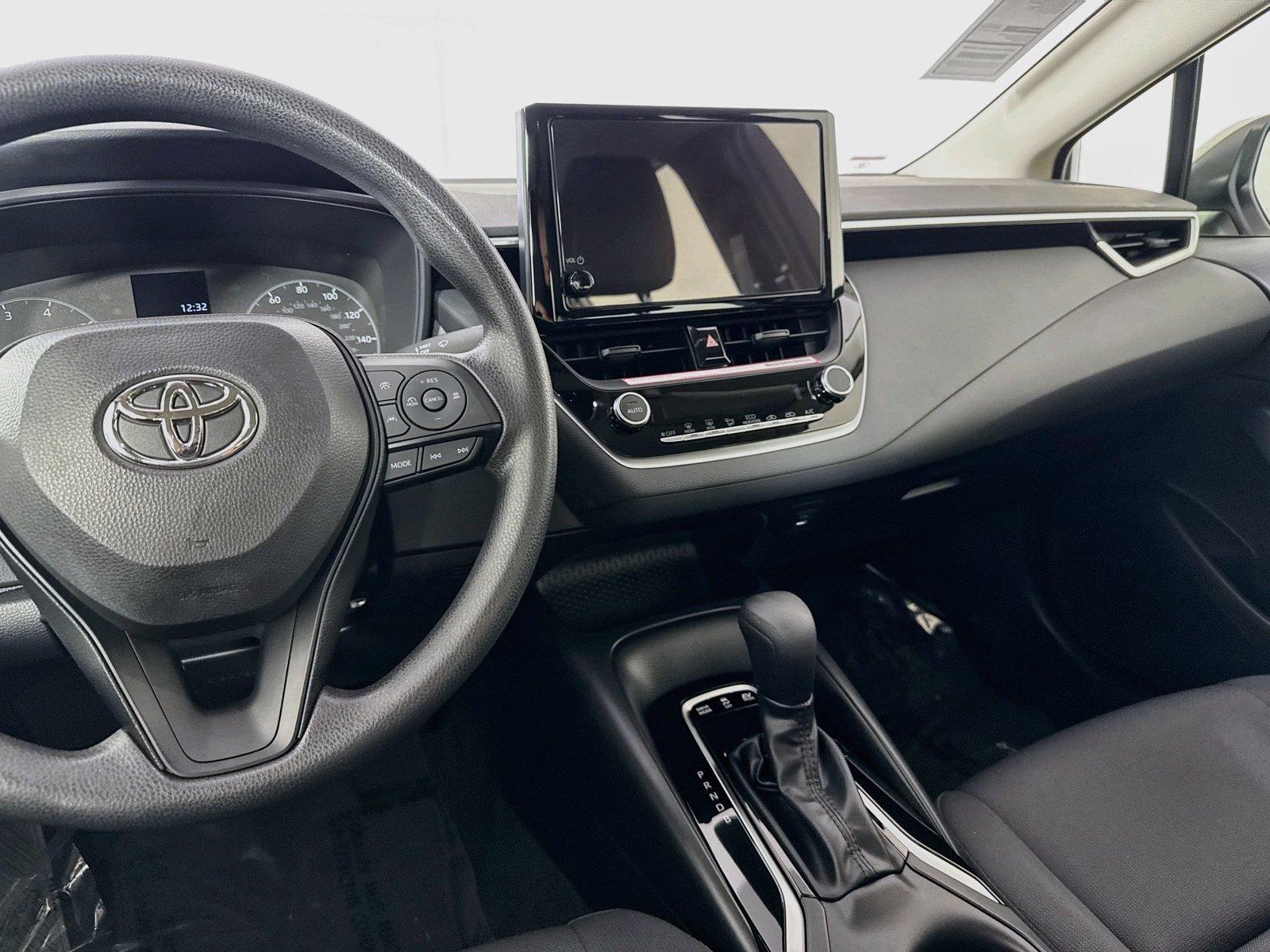 2024 Toyota Corolla Hybrid LE photo 28