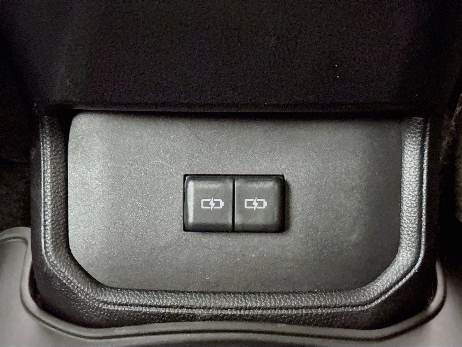 2026 Toyota Highlander XLE photo 37