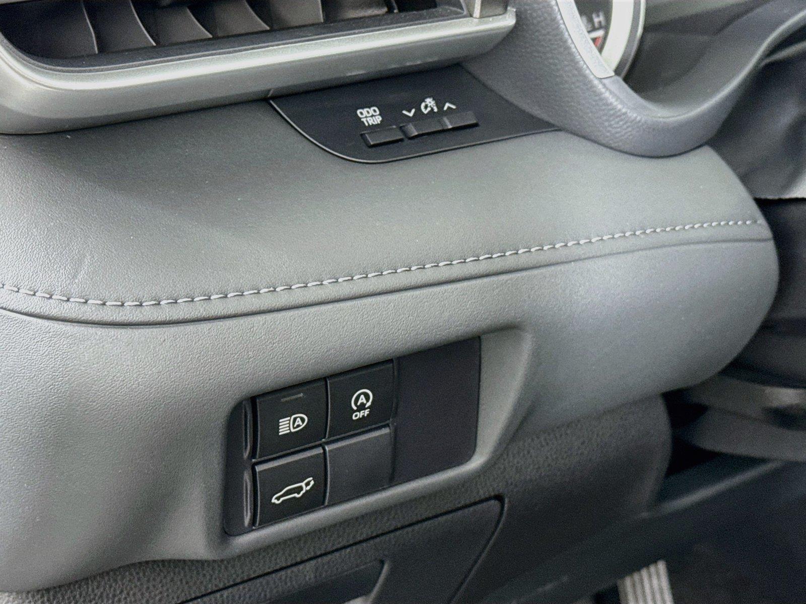 2026 Toyota Highlander XLE photo 15