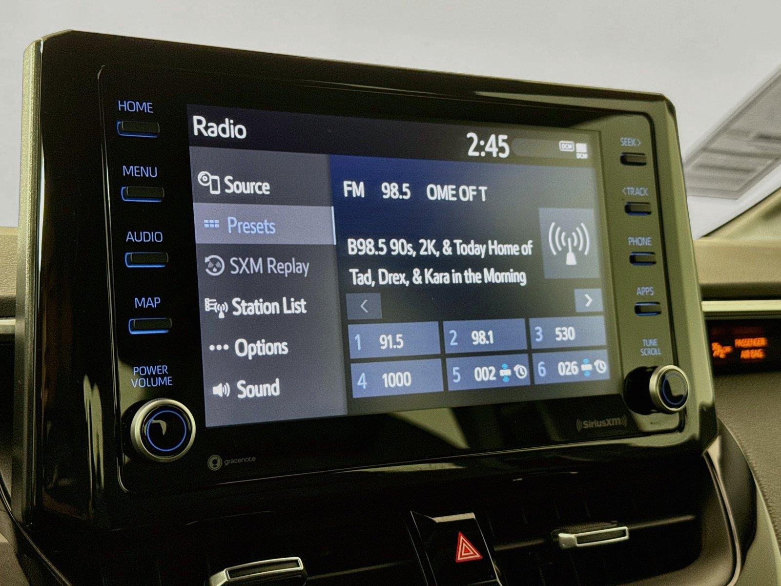 2022 Toyota Corolla SE photo 20