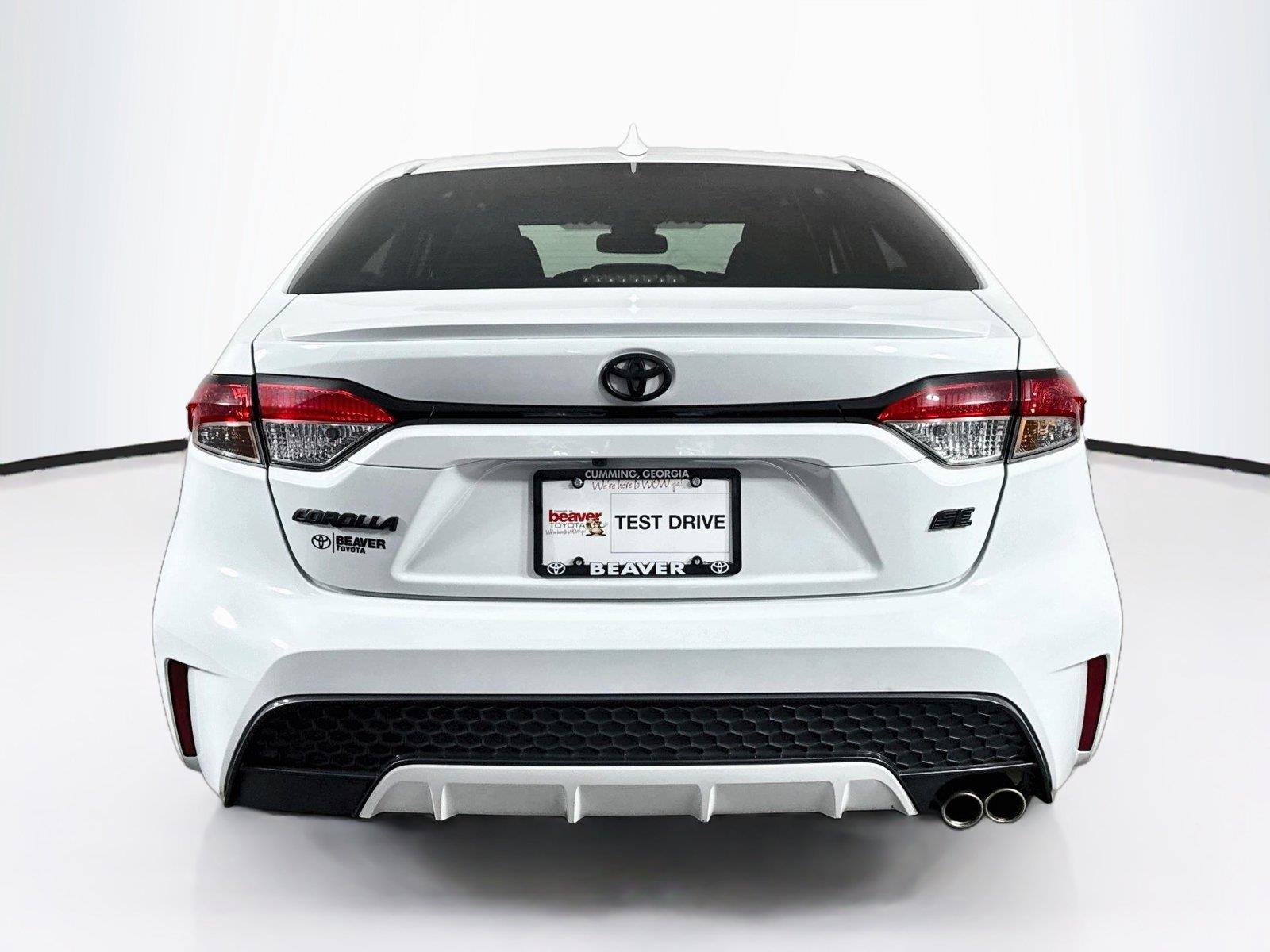 2022 Toyota Corolla SE photo 9