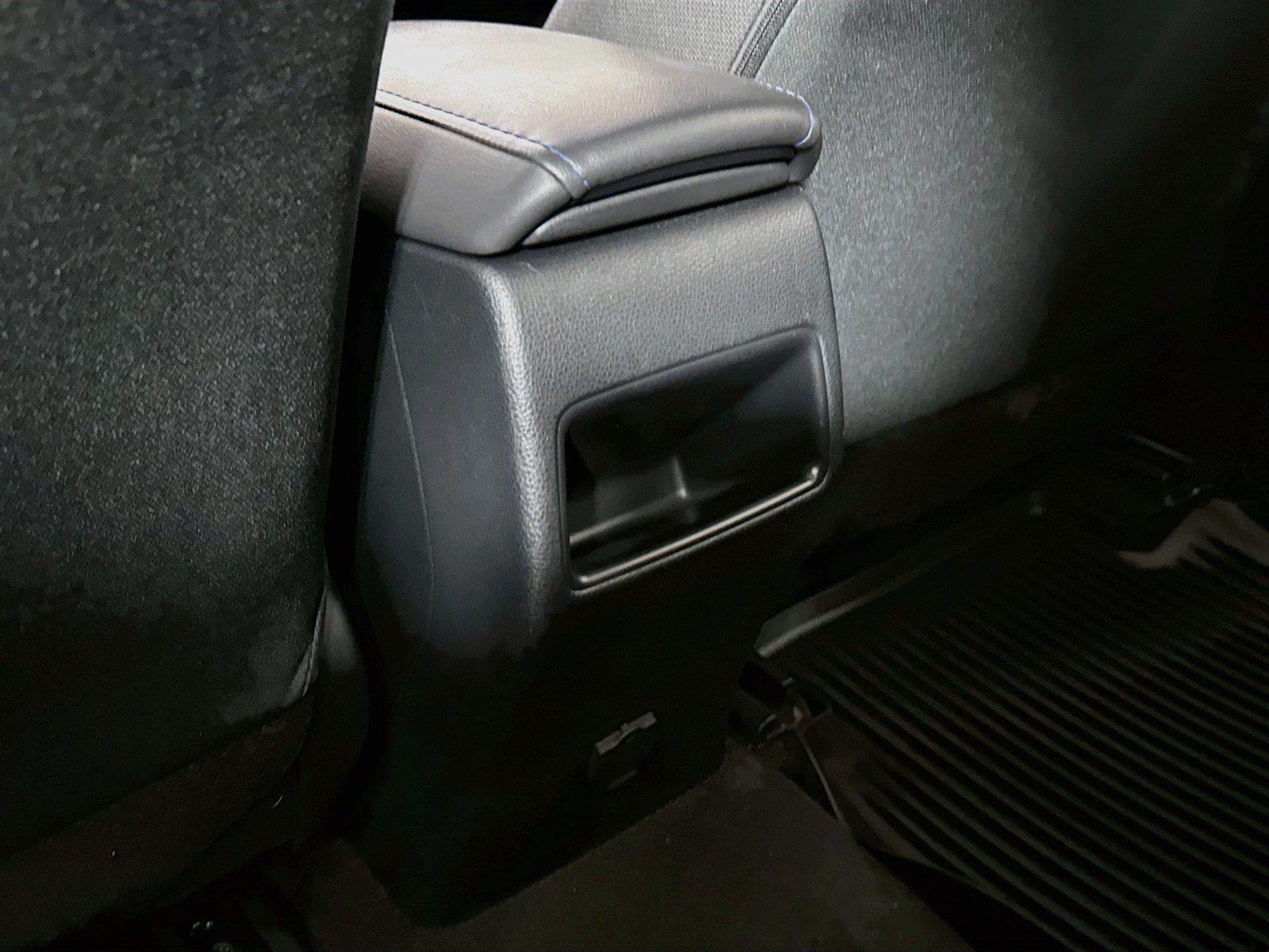 2022 Toyota Corolla SE photo 31