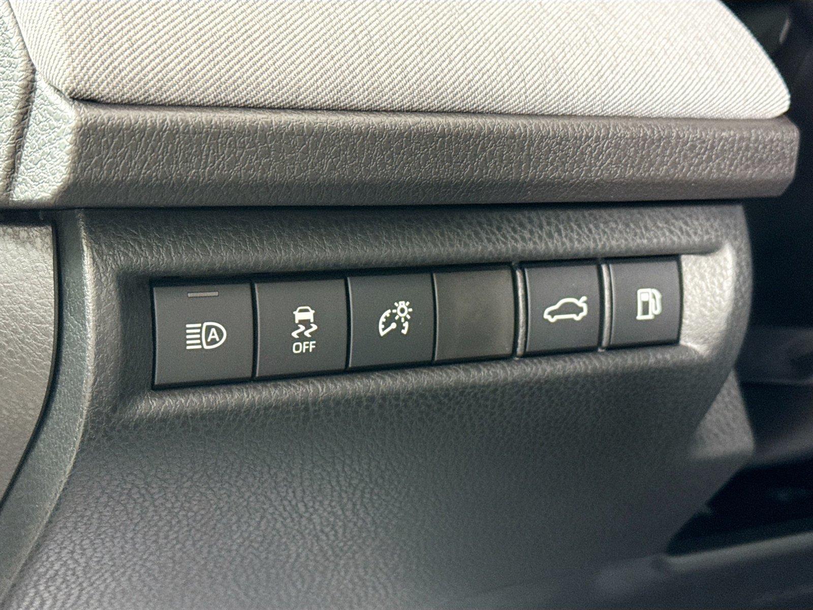 2026 Toyota Camry LE photo 16