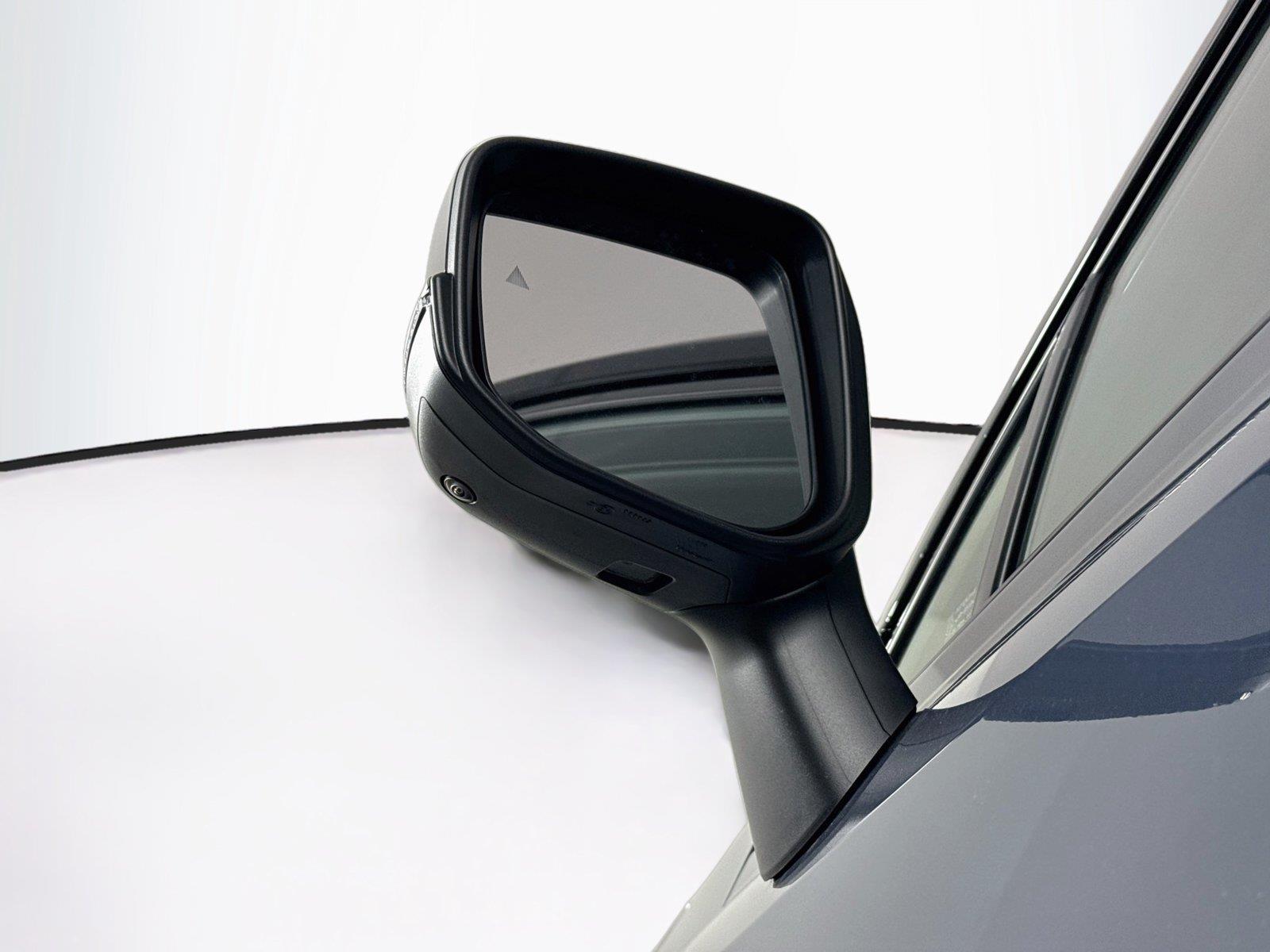 2026 Toyota RAV4 Plug-In Hybrid XSE photo 2