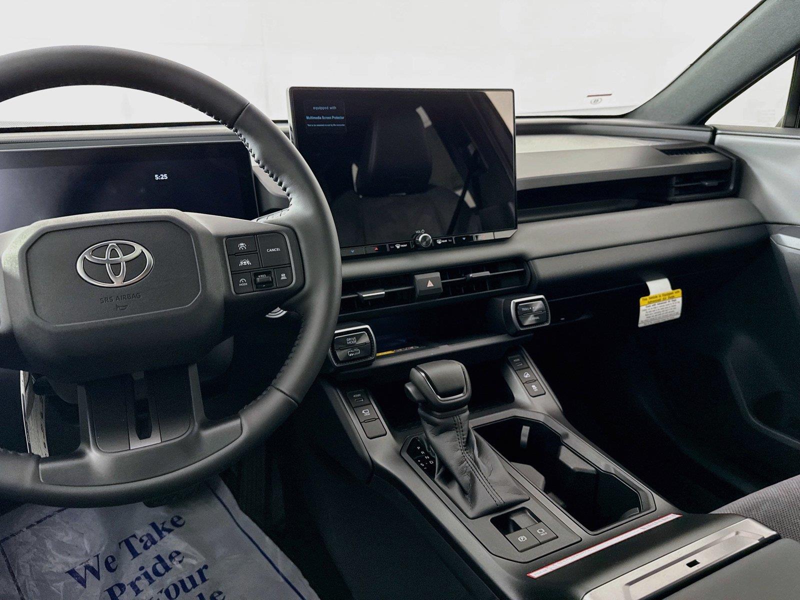 2026 Toyota RAV4 Plug-In Hybrid XSE photo 34