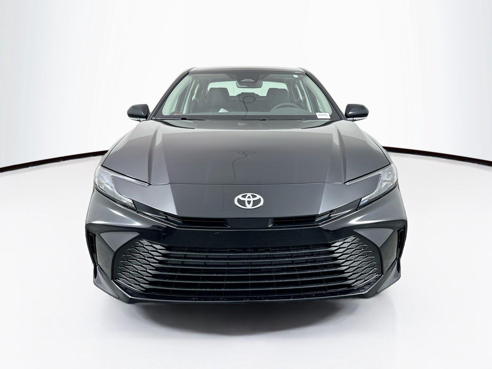 2026 Toyota Camry LE photo 2