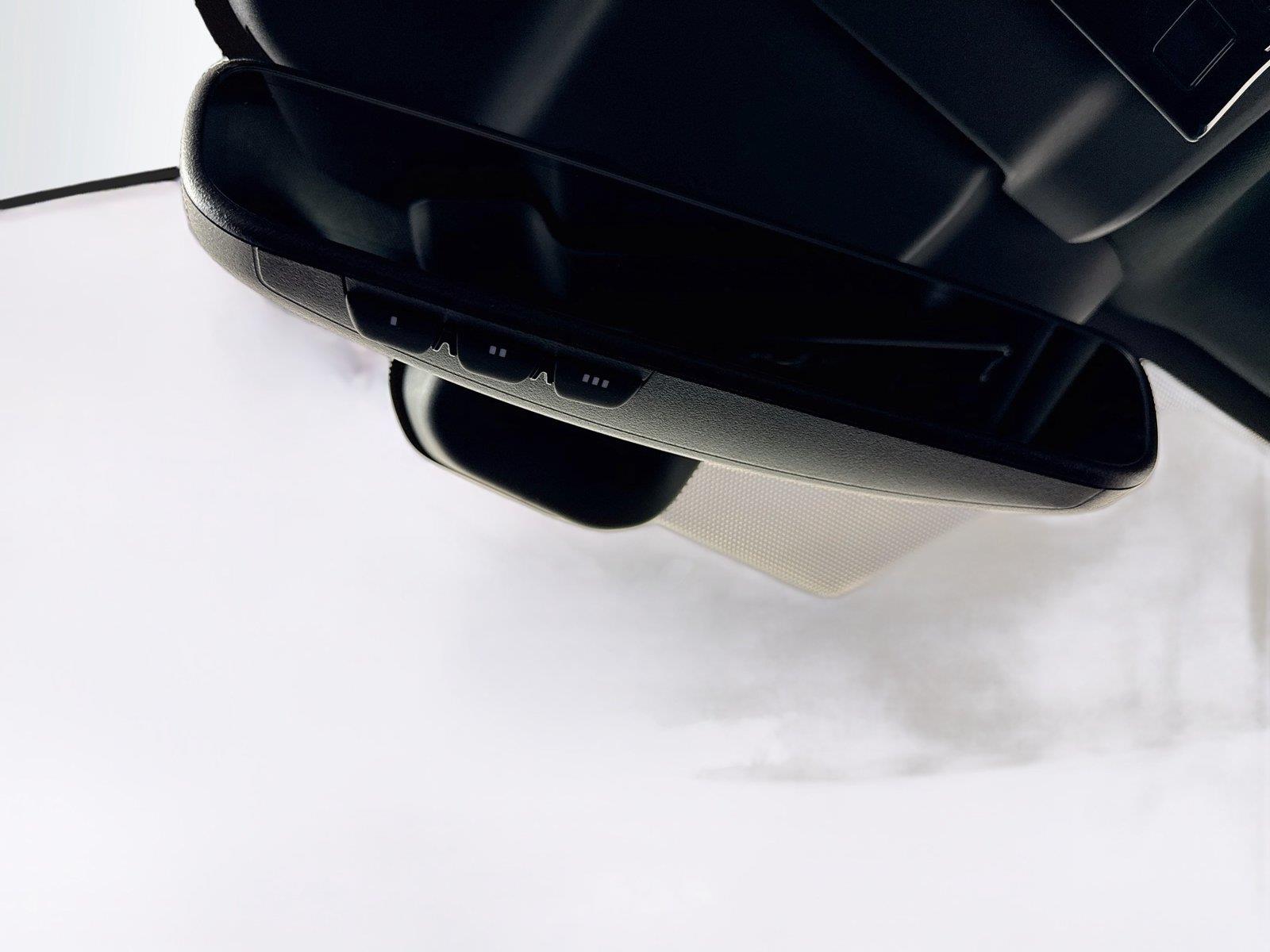 2026 Toyota RAV4 Plug-In Hybrid XSE photo 24