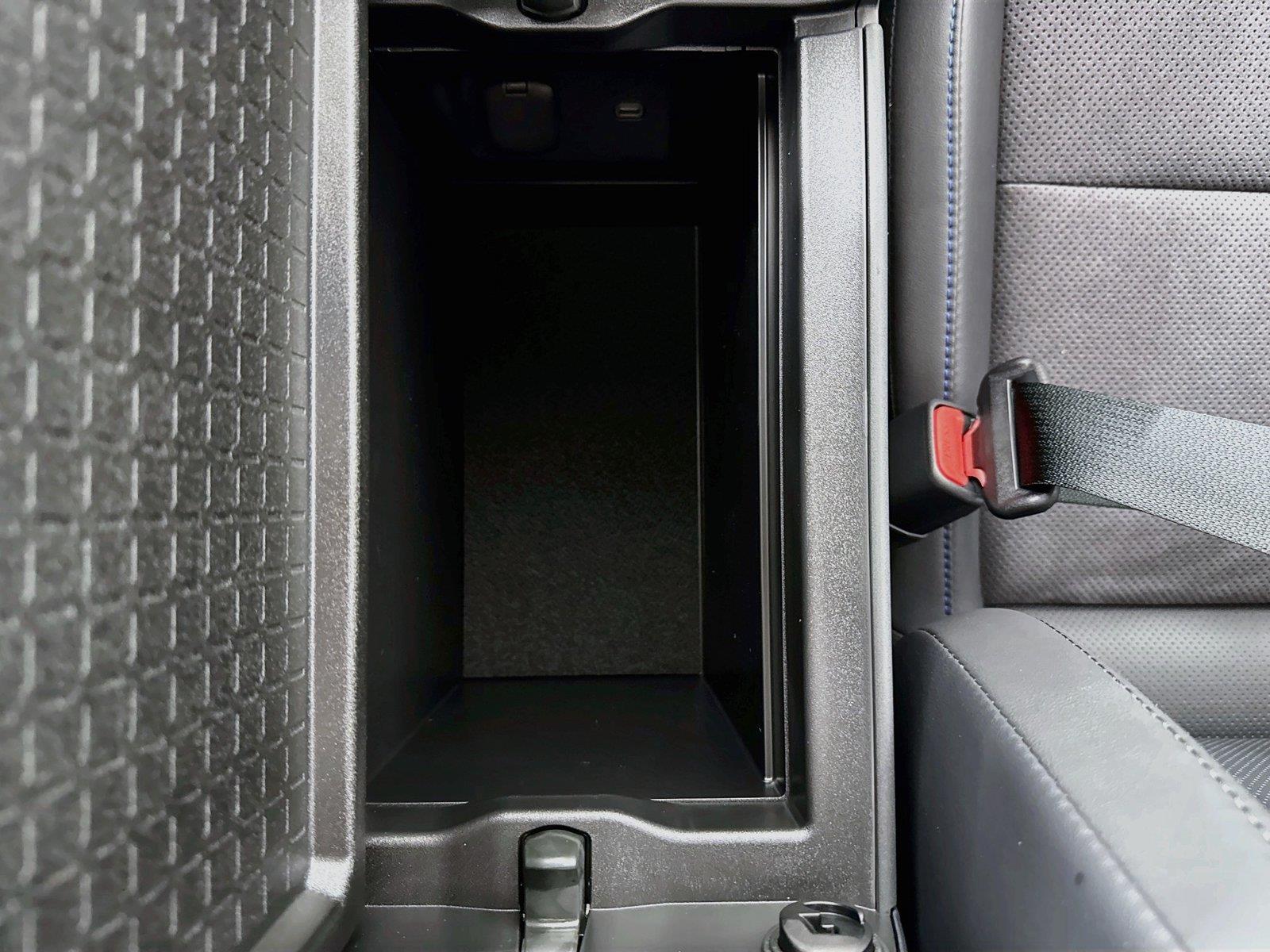 2026 Toyota RAV4 Plug-In Hybrid XSE photo 35