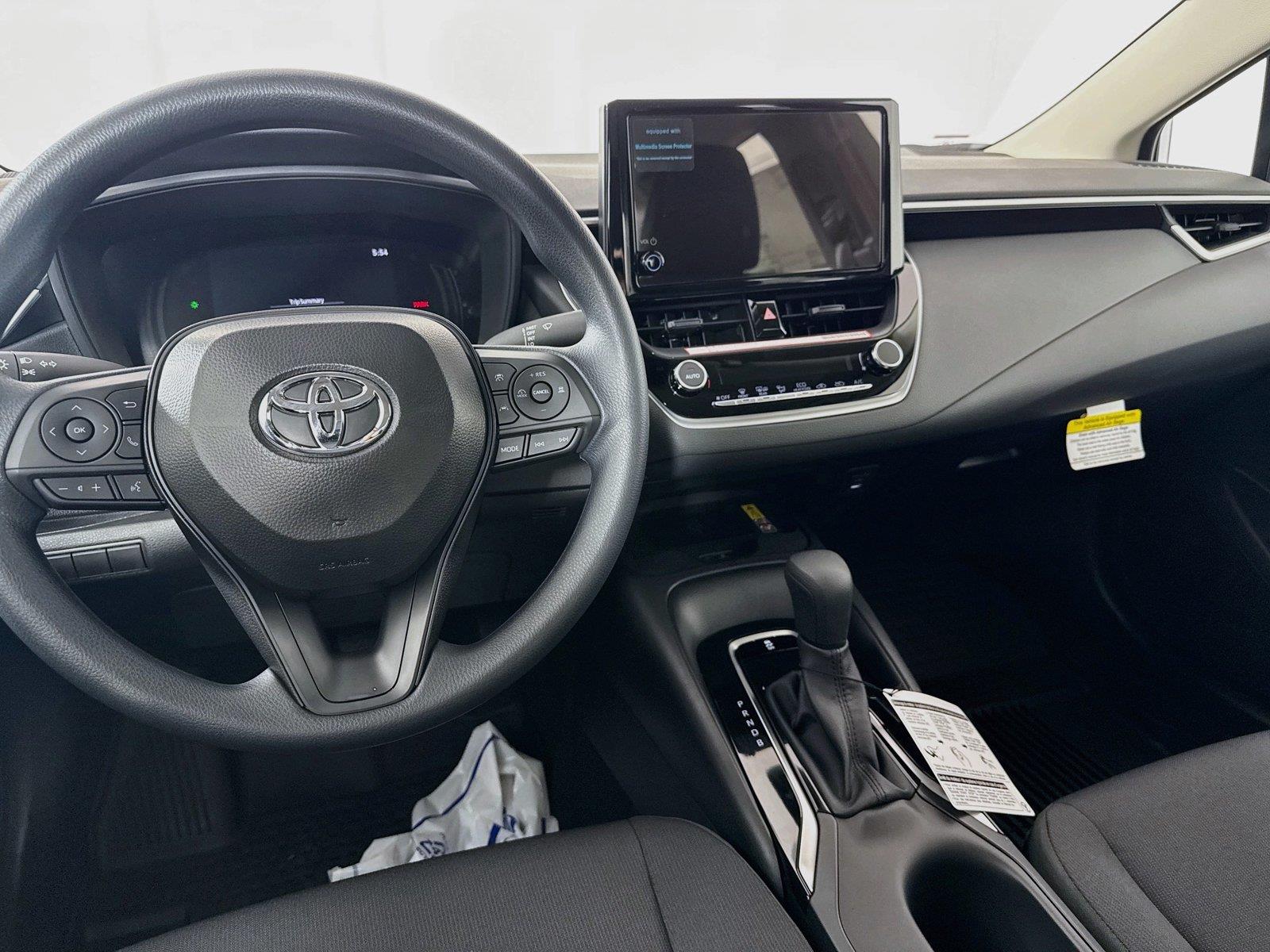 2026 Toyota Corolla LE photo 31