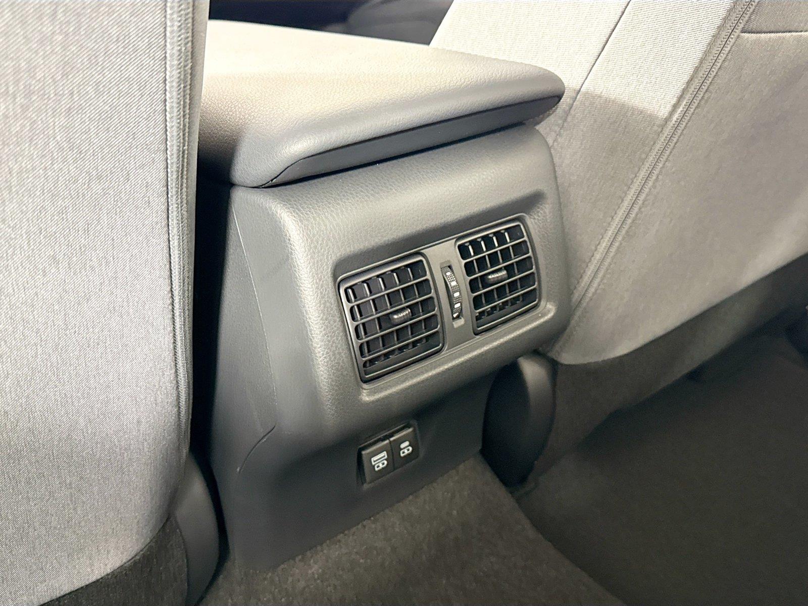 2026 Toyota Camry LE photo 37