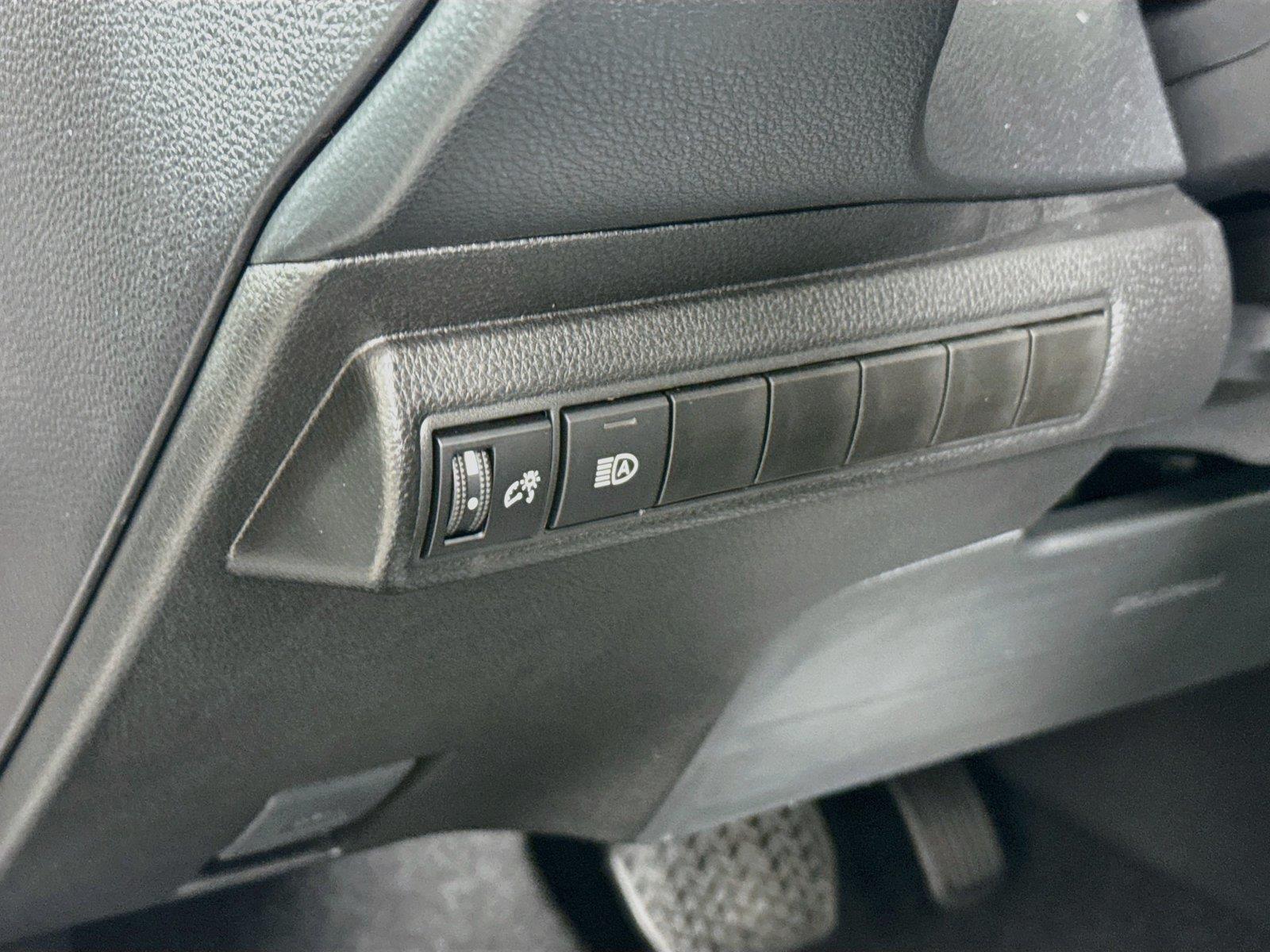 2026 Toyota Corolla LE photo 16