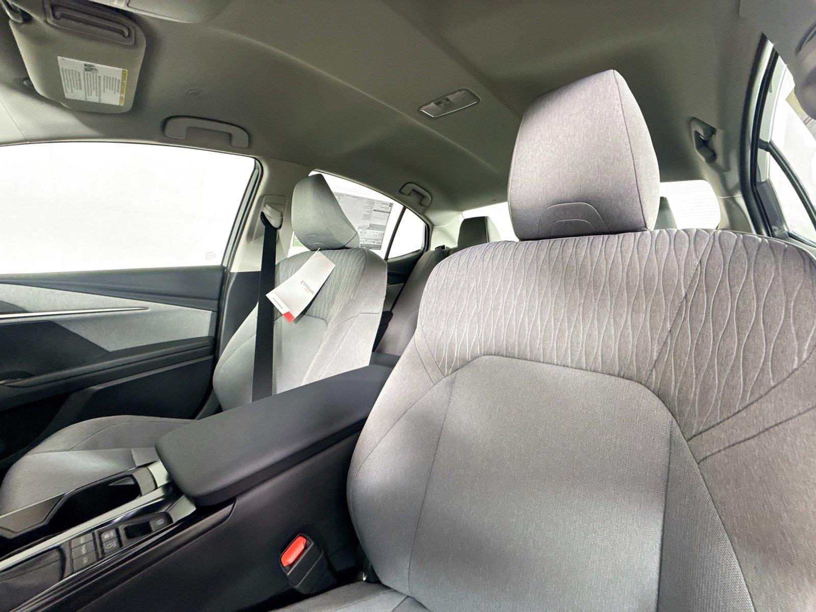2026 Toyota Camry LE photo 17
