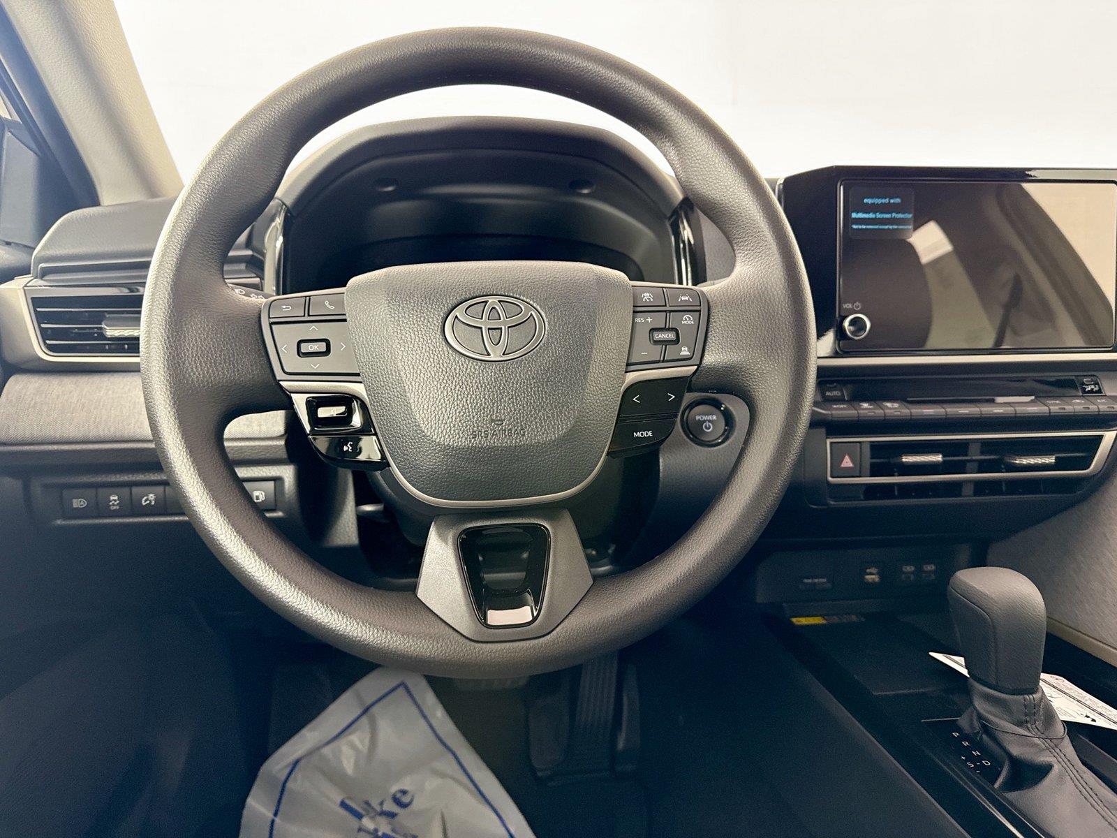2026 Toyota Camry LE photo 33
