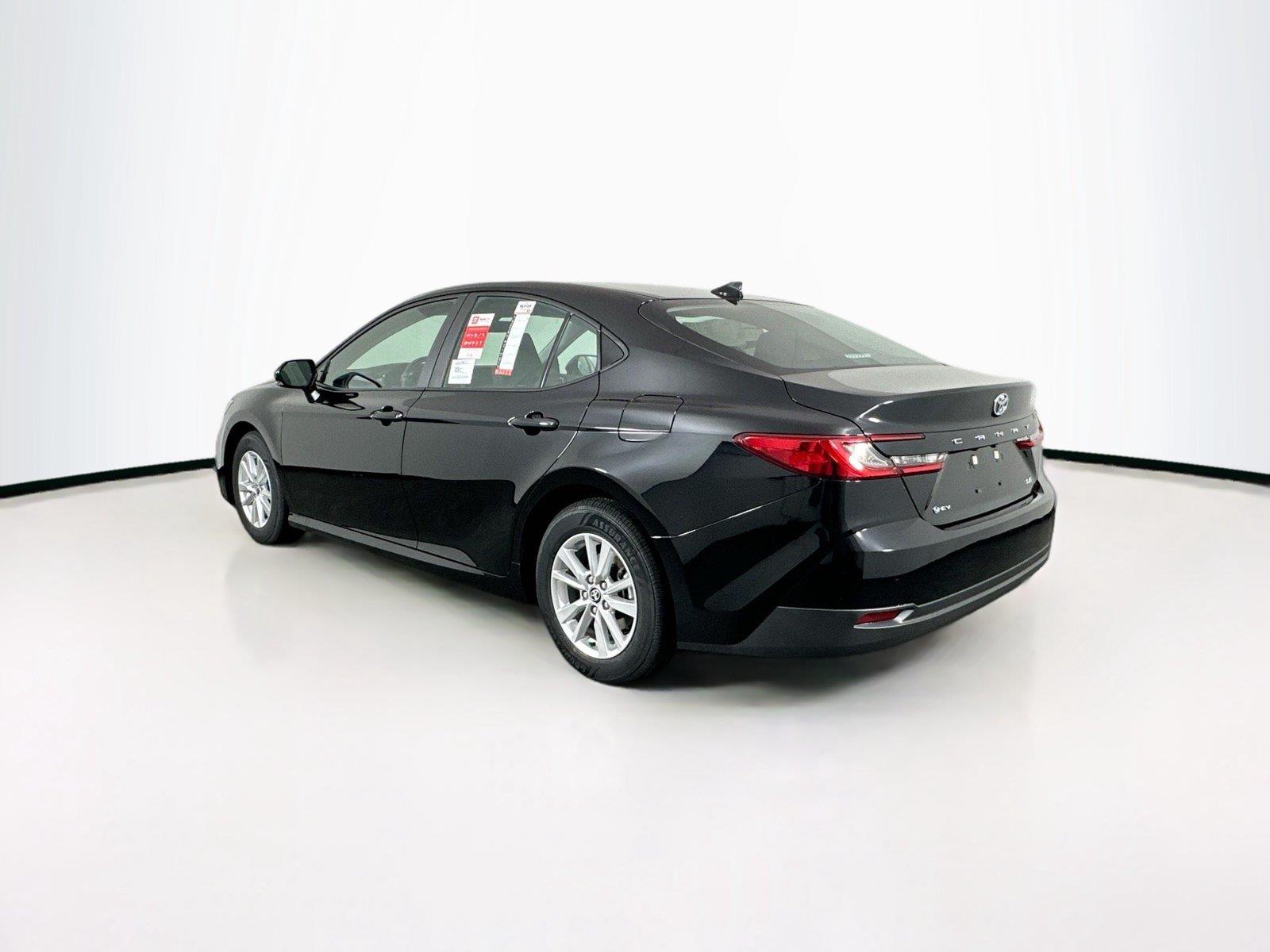 2026 Toyota Camry LE photo 7